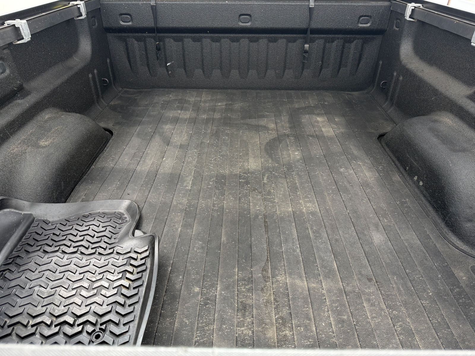 Thumbnail: 2017 Chevrolet Silverado 1500 - 7