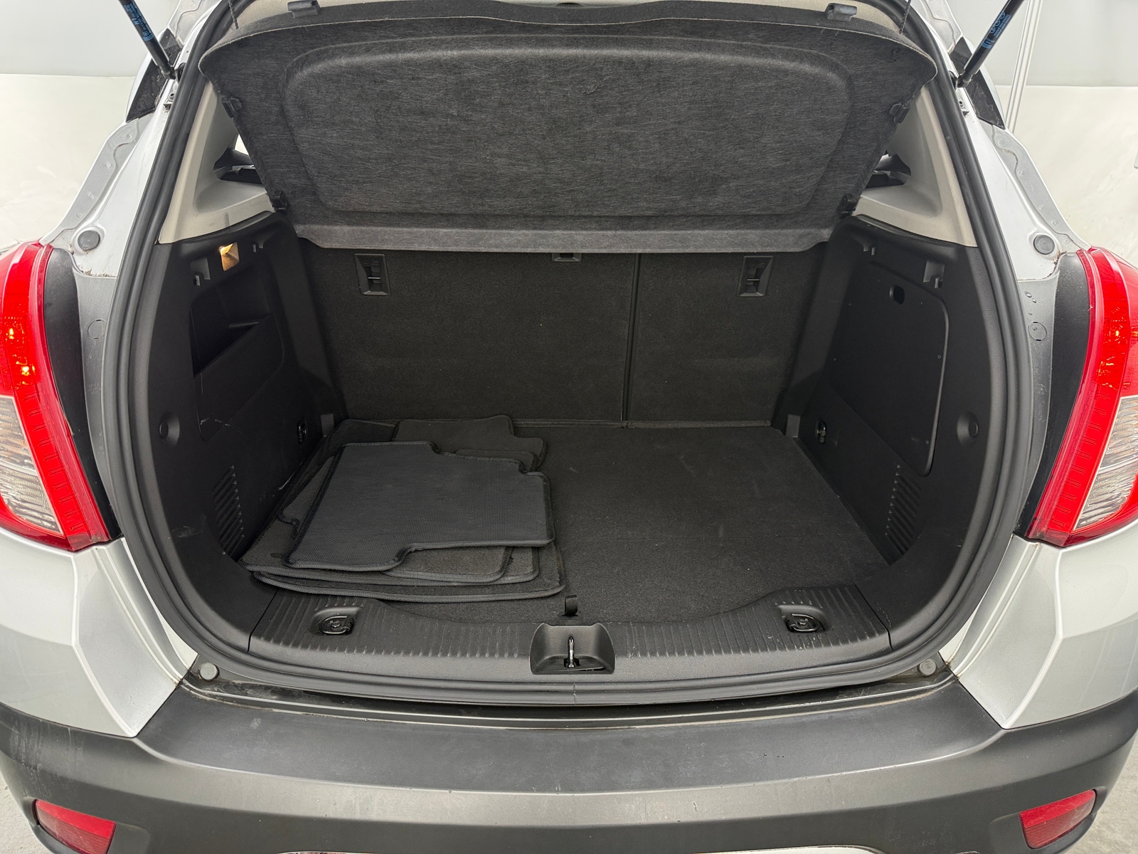 Thumbnail: 2016 Buick Encore - 7