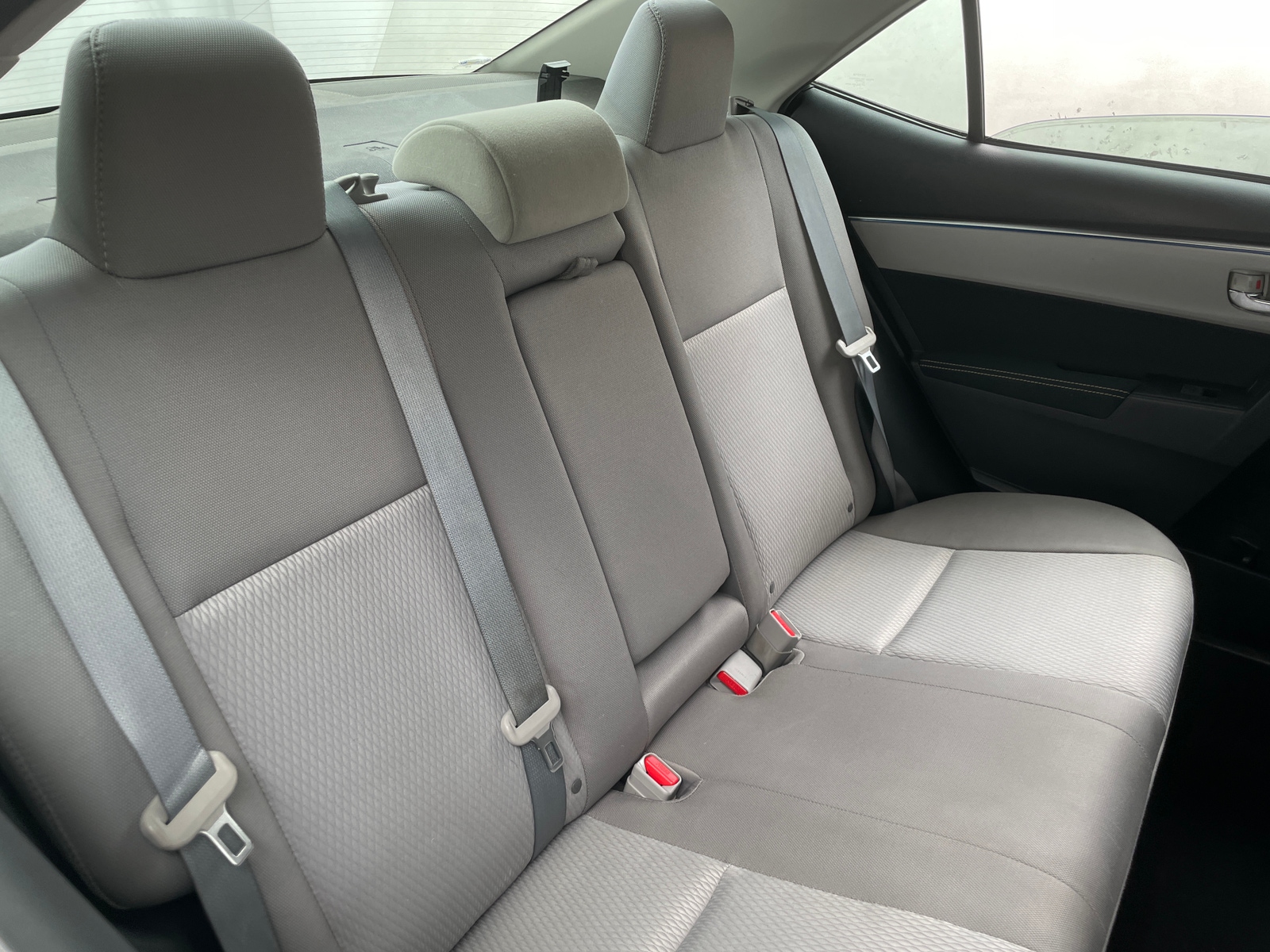 Thumbnail: 2015 Toyota Corolla - 6