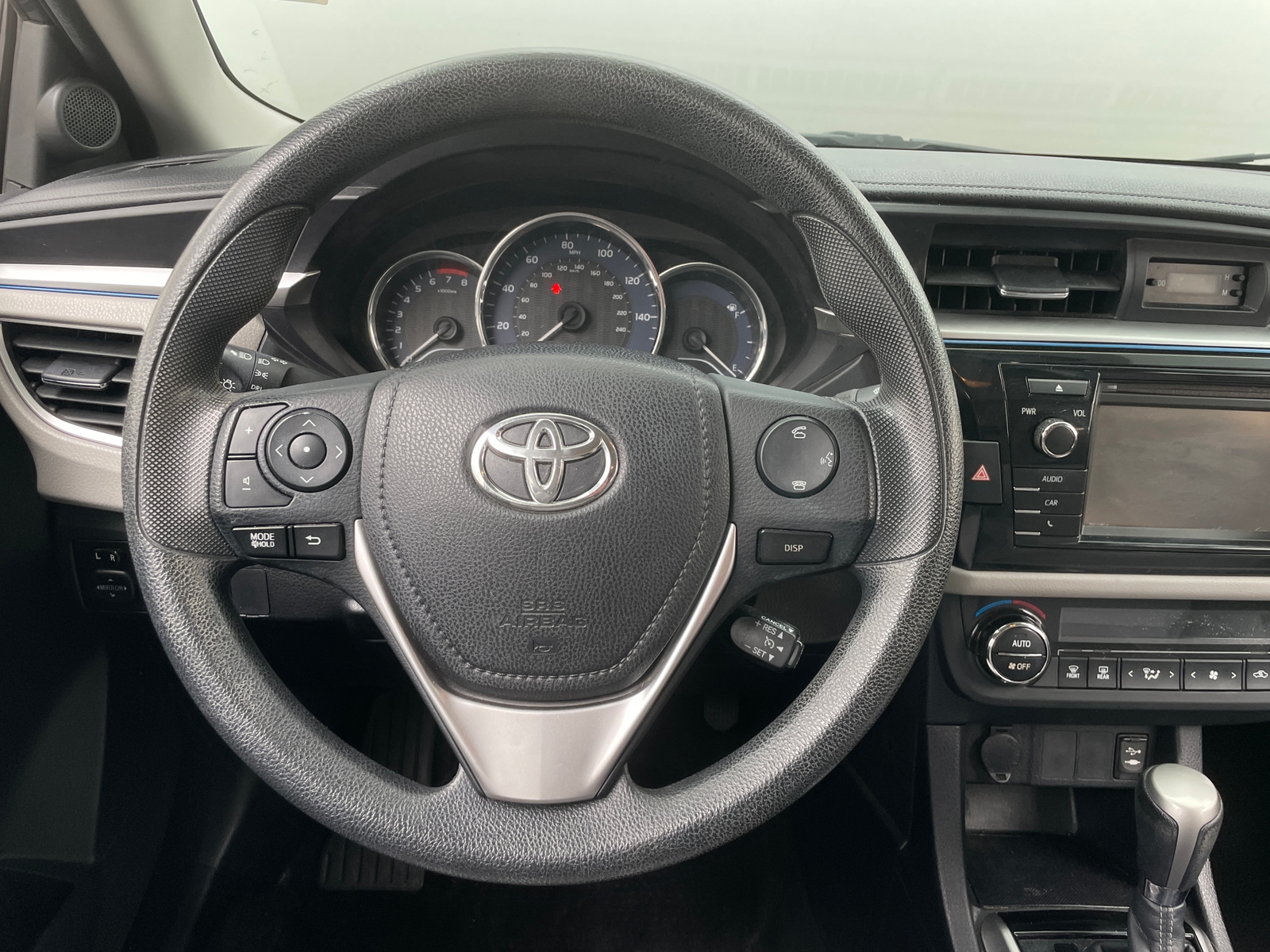 Thumbnail: 2015 Toyota Corolla - 5