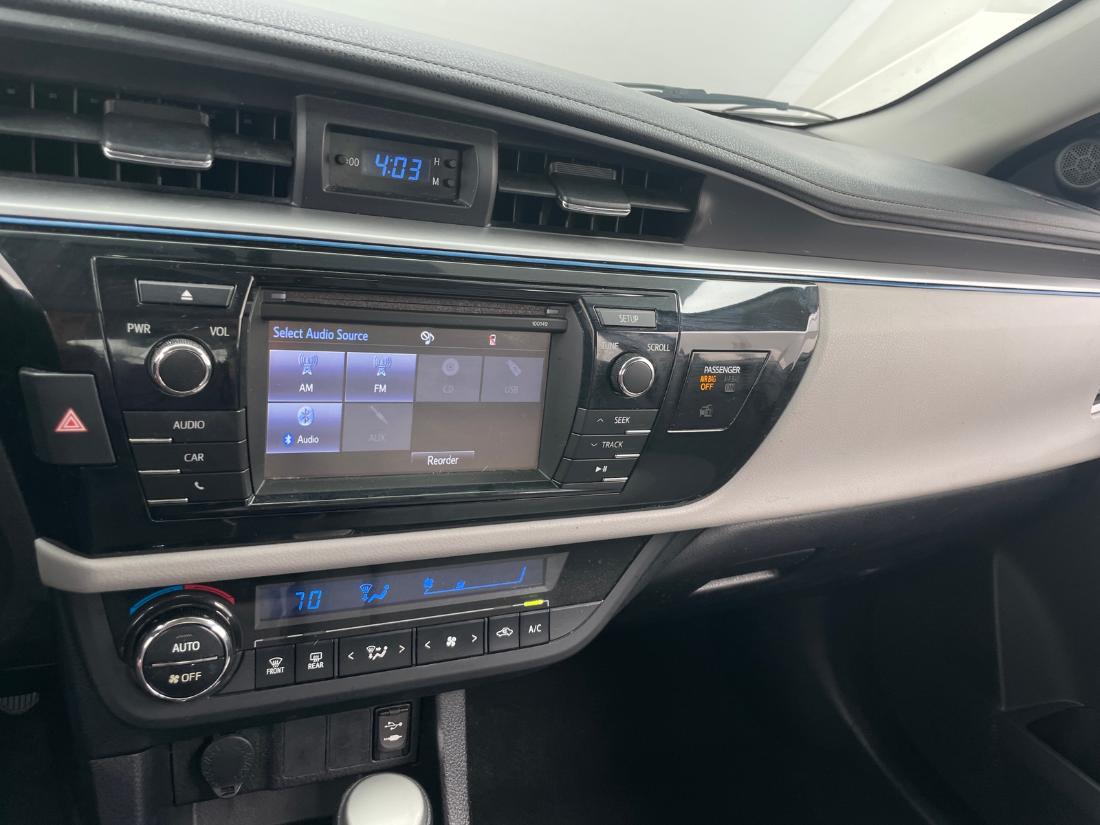 Thumbnail: 2015 Toyota Corolla - 4