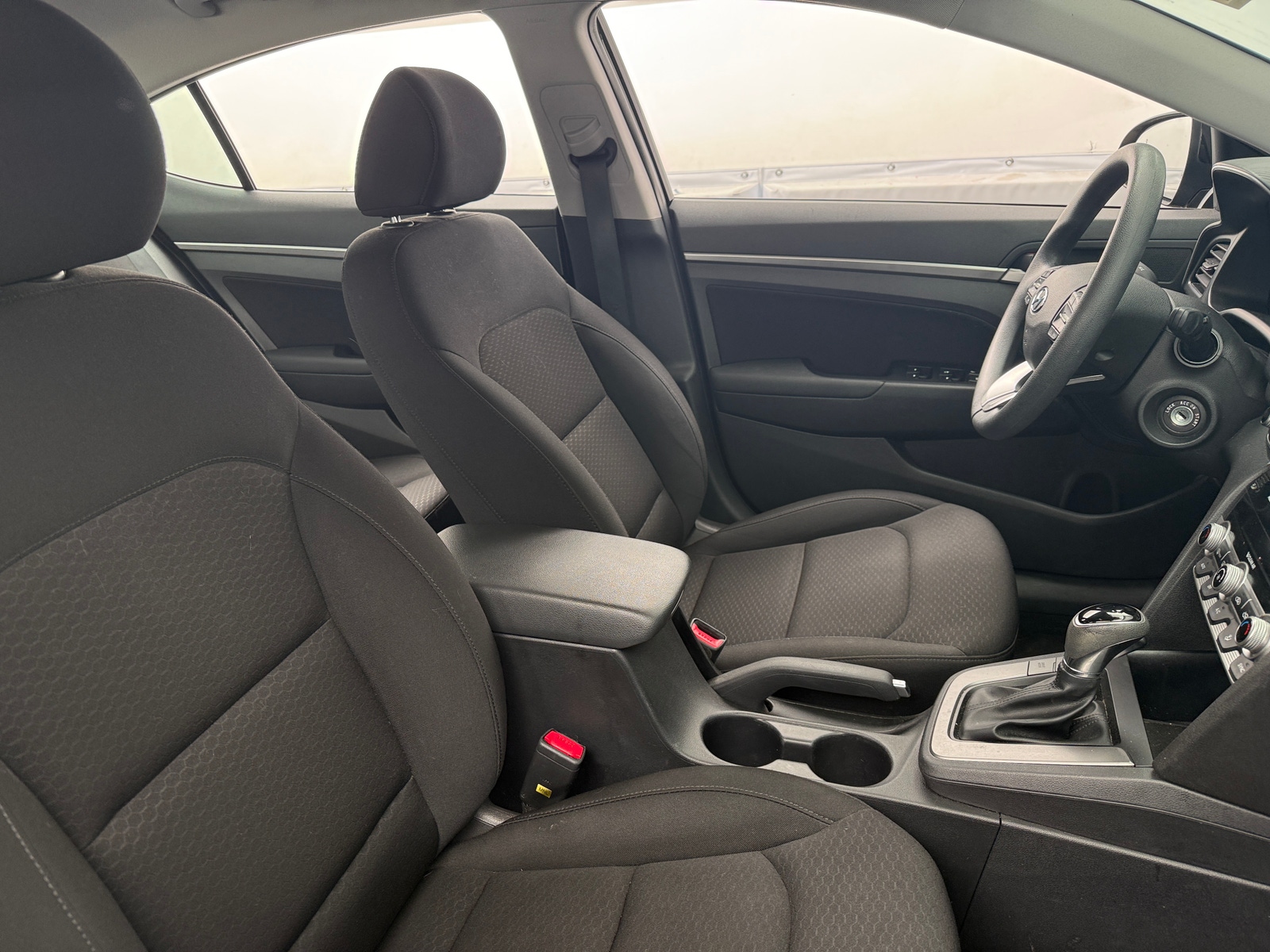 Thumbnail: 2020 Hyundai Elantra - 2