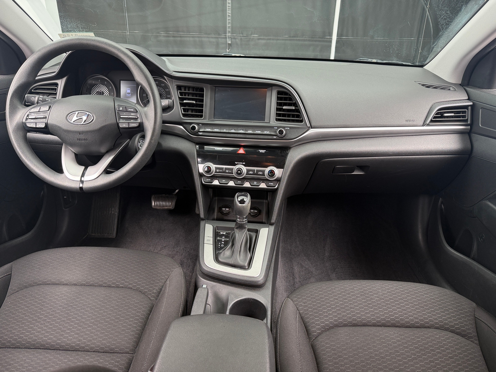 Thumbnail: 2020 Hyundai Elantra - 3