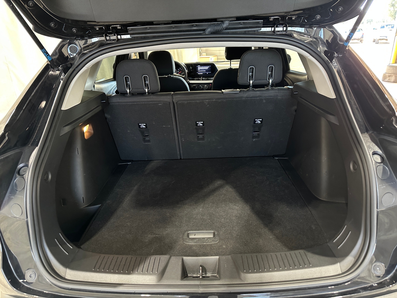 Thumbnail: 2024 Chevrolet Trax - 7