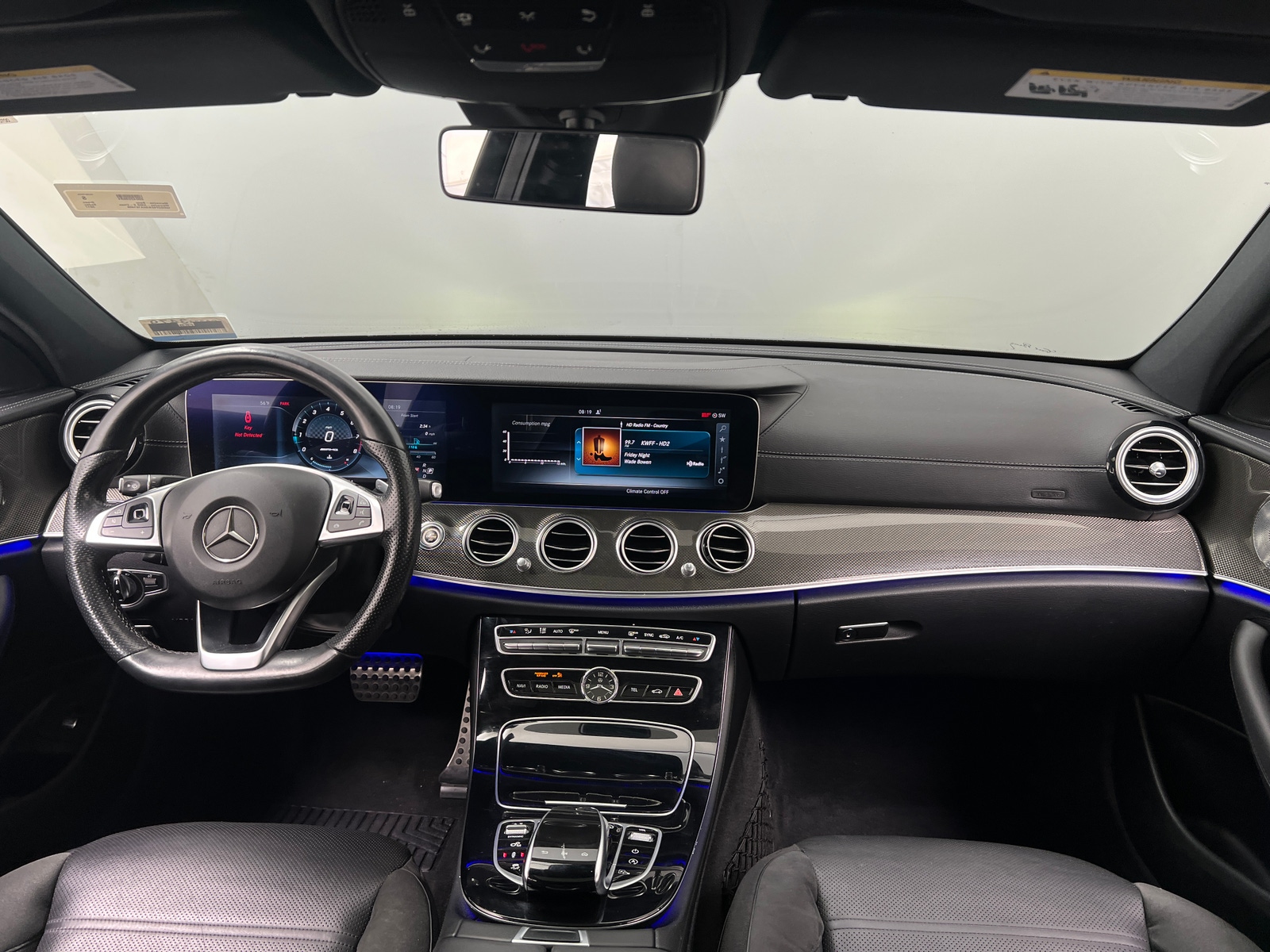 Thumbnail: 2017 Mercedes-Benz E-Class - 2