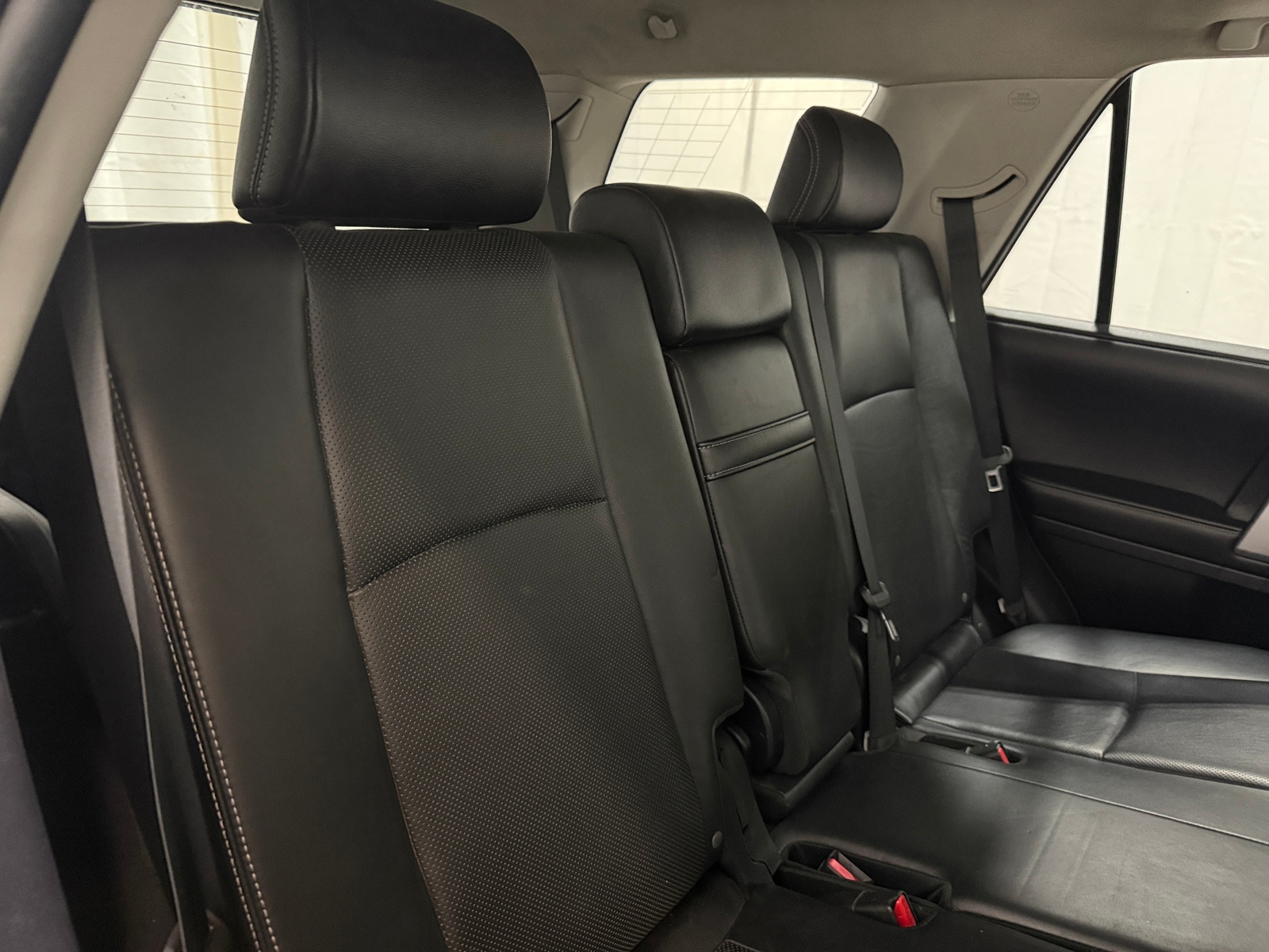 Thumbnail: 2017 Toyota 4Runner - 5