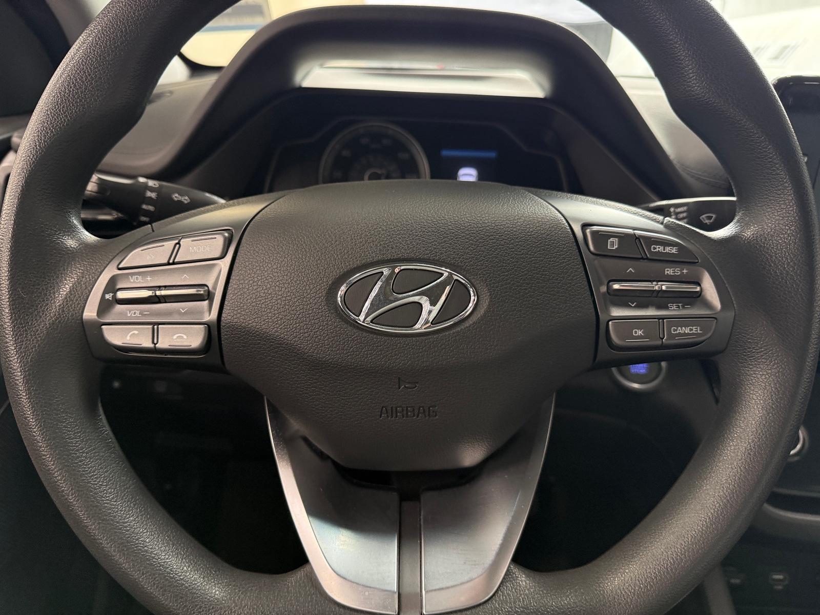 Thumbnail: 2021 Hyundai Ioniq - 5