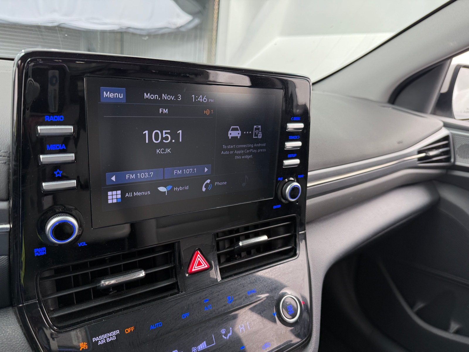 Thumbnail: 2021 Hyundai Ioniq - 4