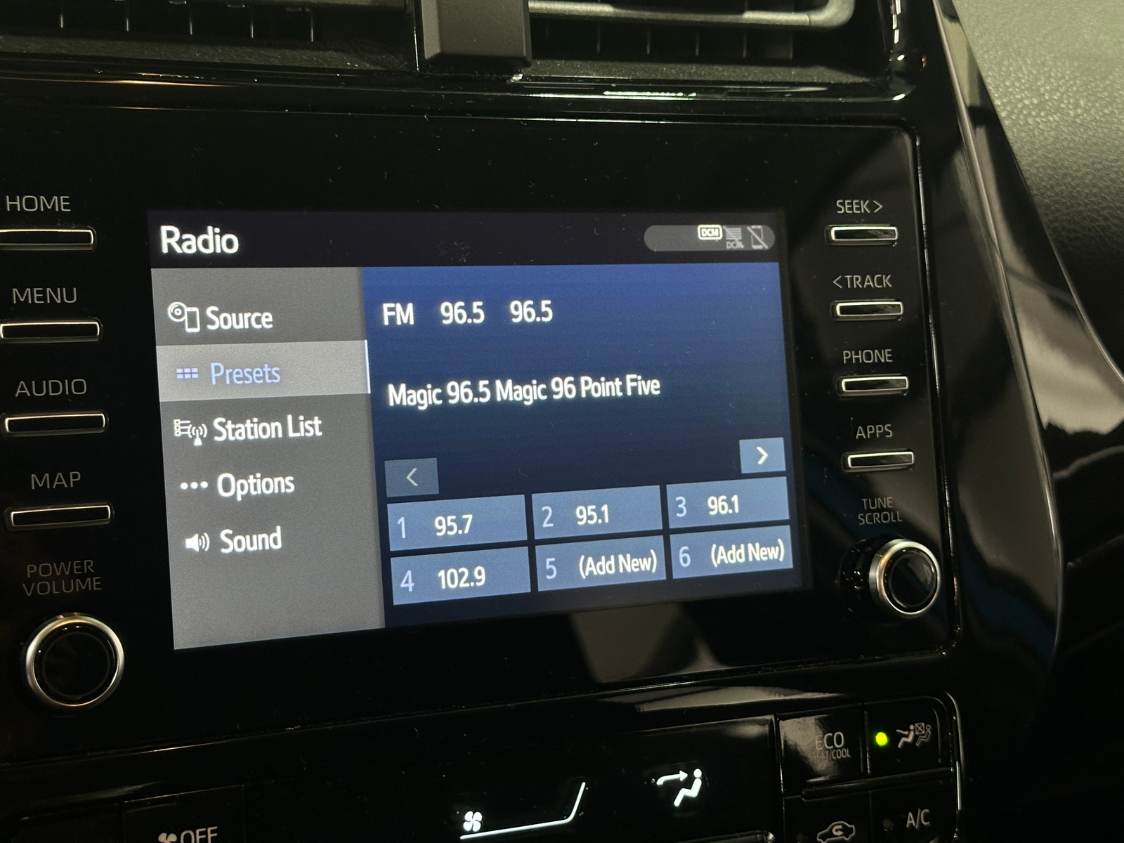 Thumbnail: 2020 Toyota Prius - 4