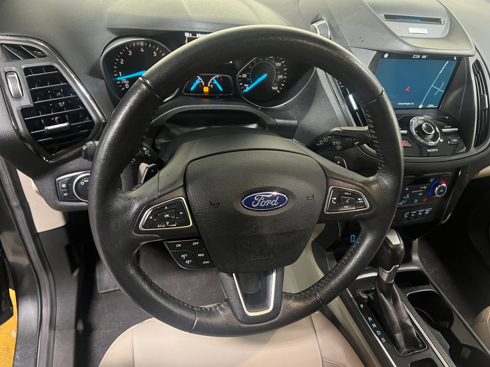 Thumbnail: 2017 Ford Escape - 4