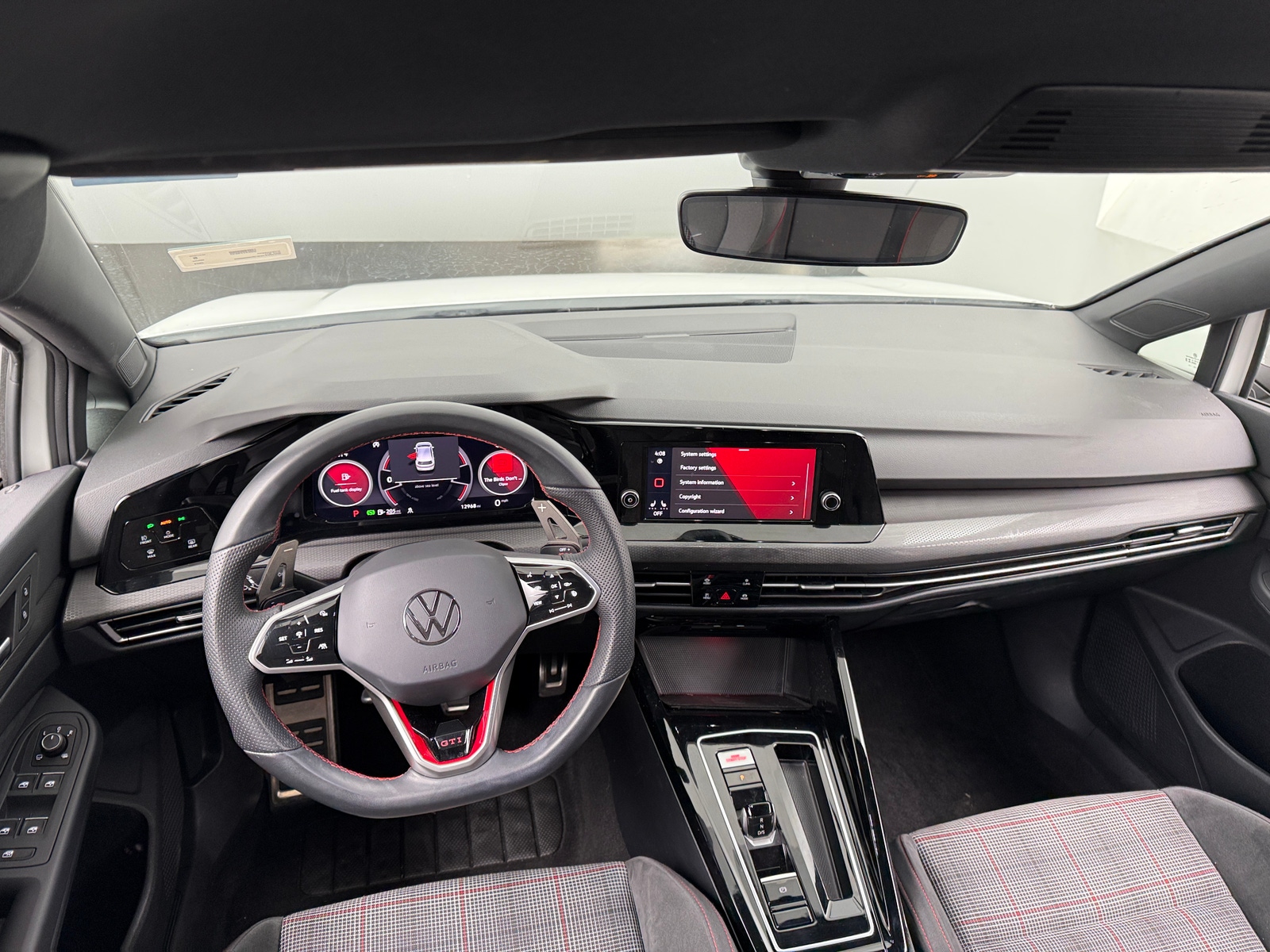 Thumbnail: 2024 Volkswagen Golf - 3