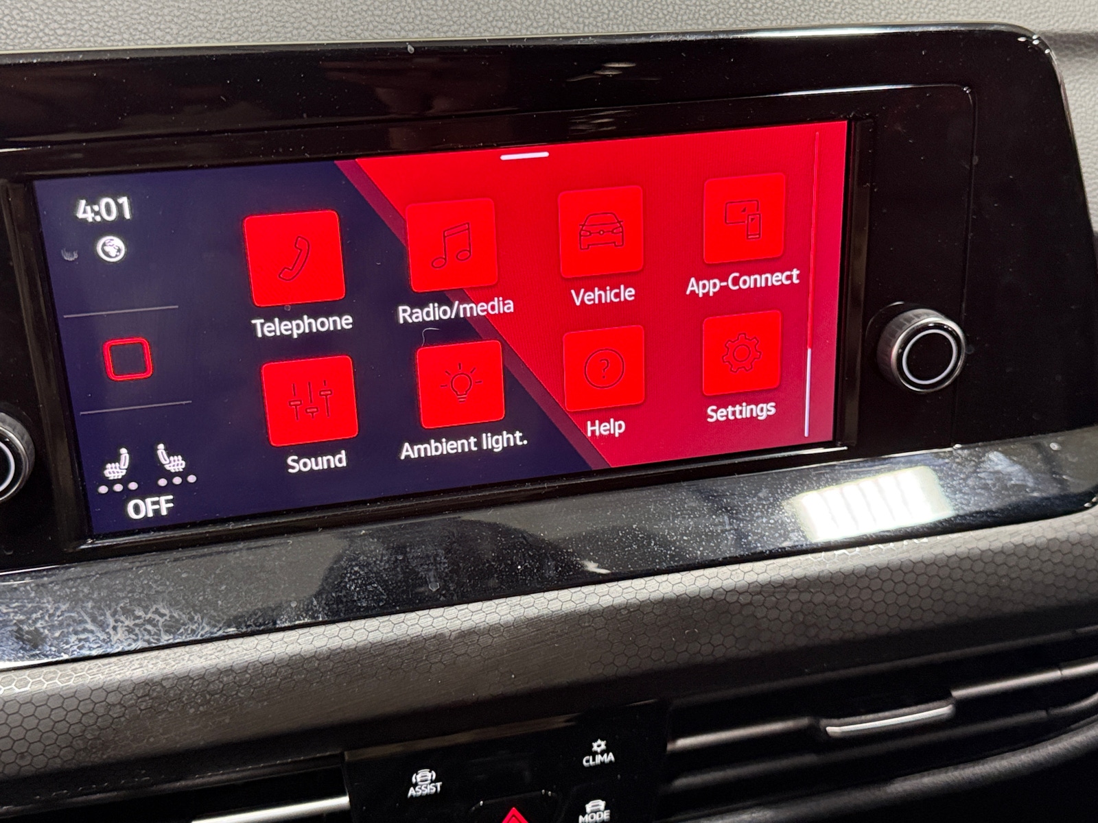 Thumbnail: 2024 Volkswagen Golf - 4