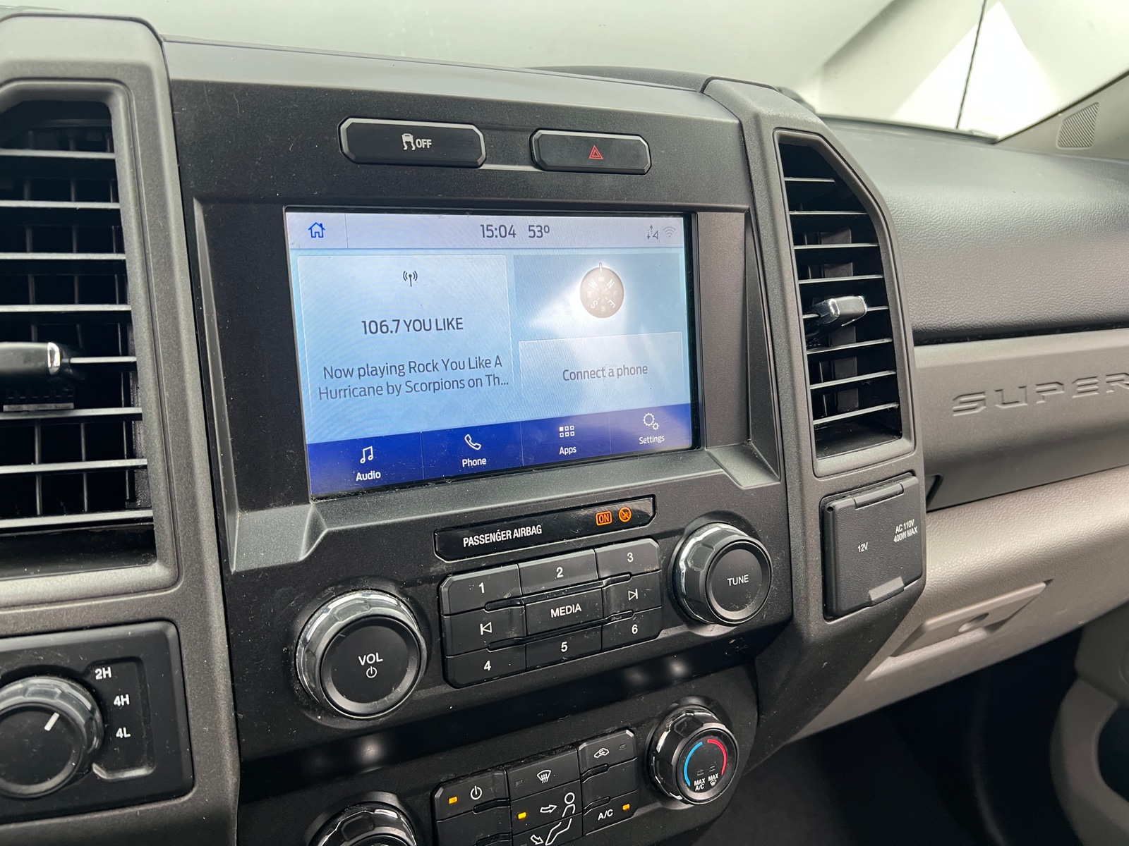 Thumbnail: 2020 Ford Econoline - 4