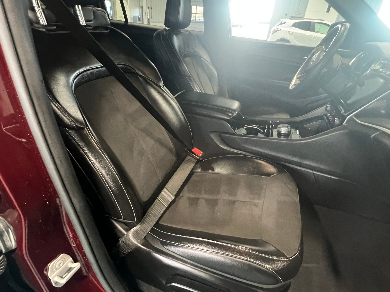 Thumbnail: 2023 Jeep Grand Cherokee L - 2