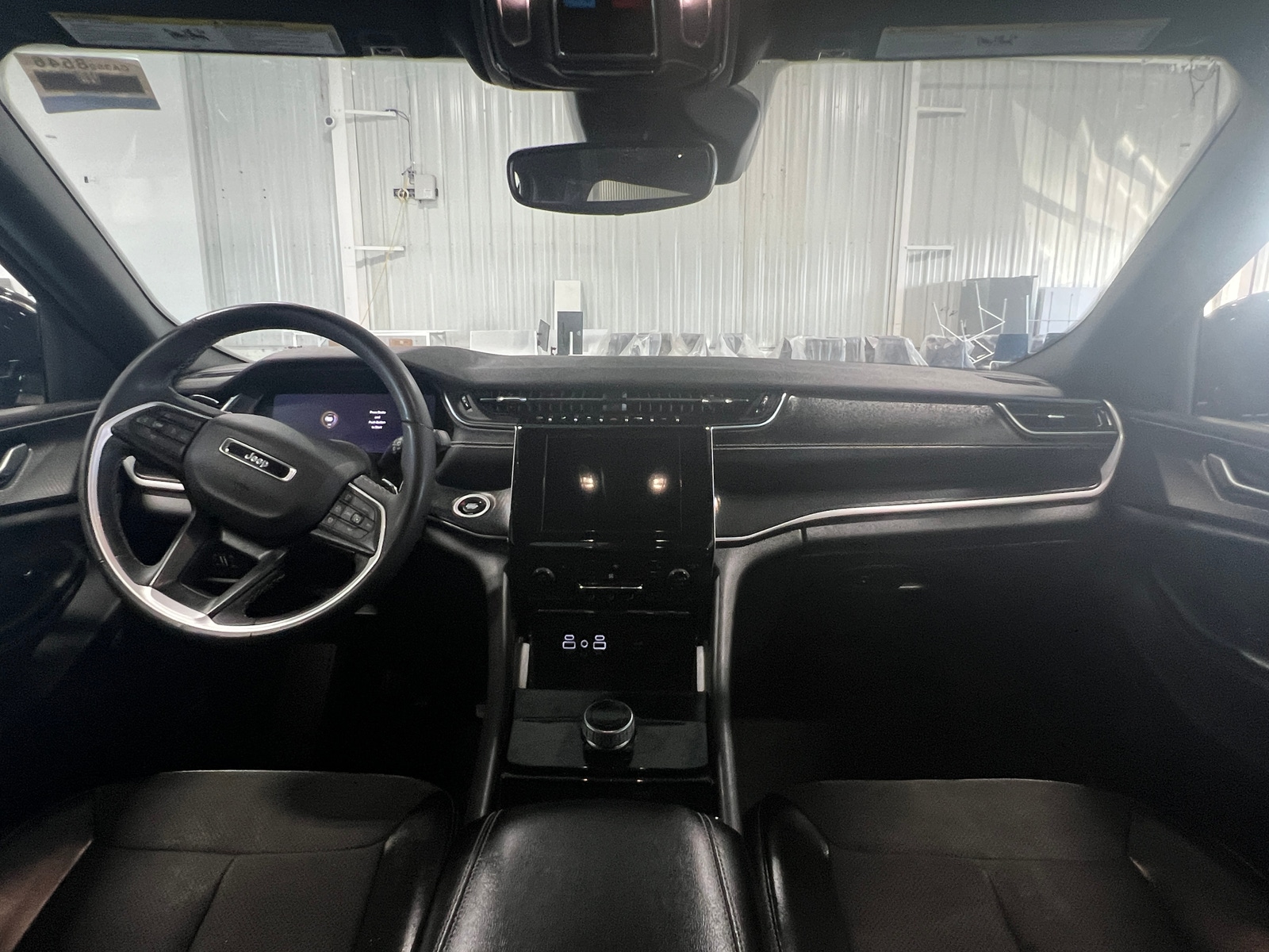 Thumbnail: 2023 Jeep Grand Cherokee L - 3