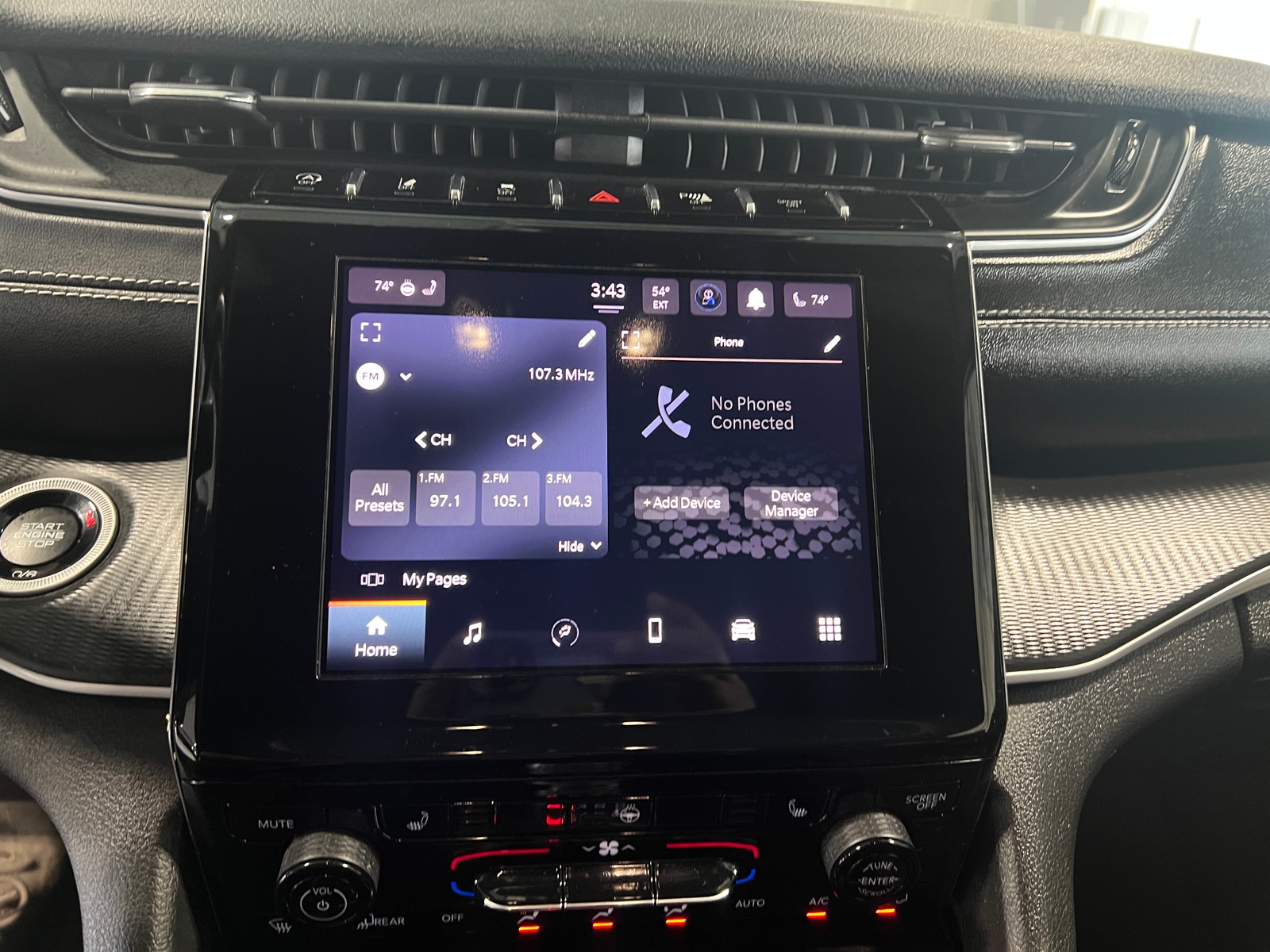 Thumbnail: 2023 Jeep Grand Cherokee L - 4