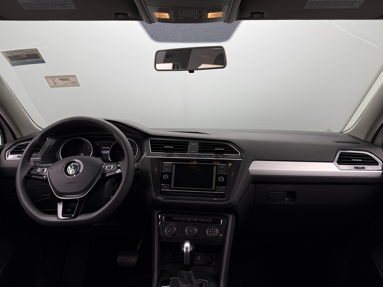 Thumbnail: 2020 Volkswagen Tiguan - 3