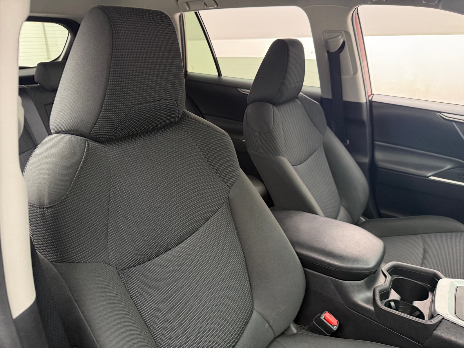 Thumbnail: 2019 Toyota RAV4 - 2