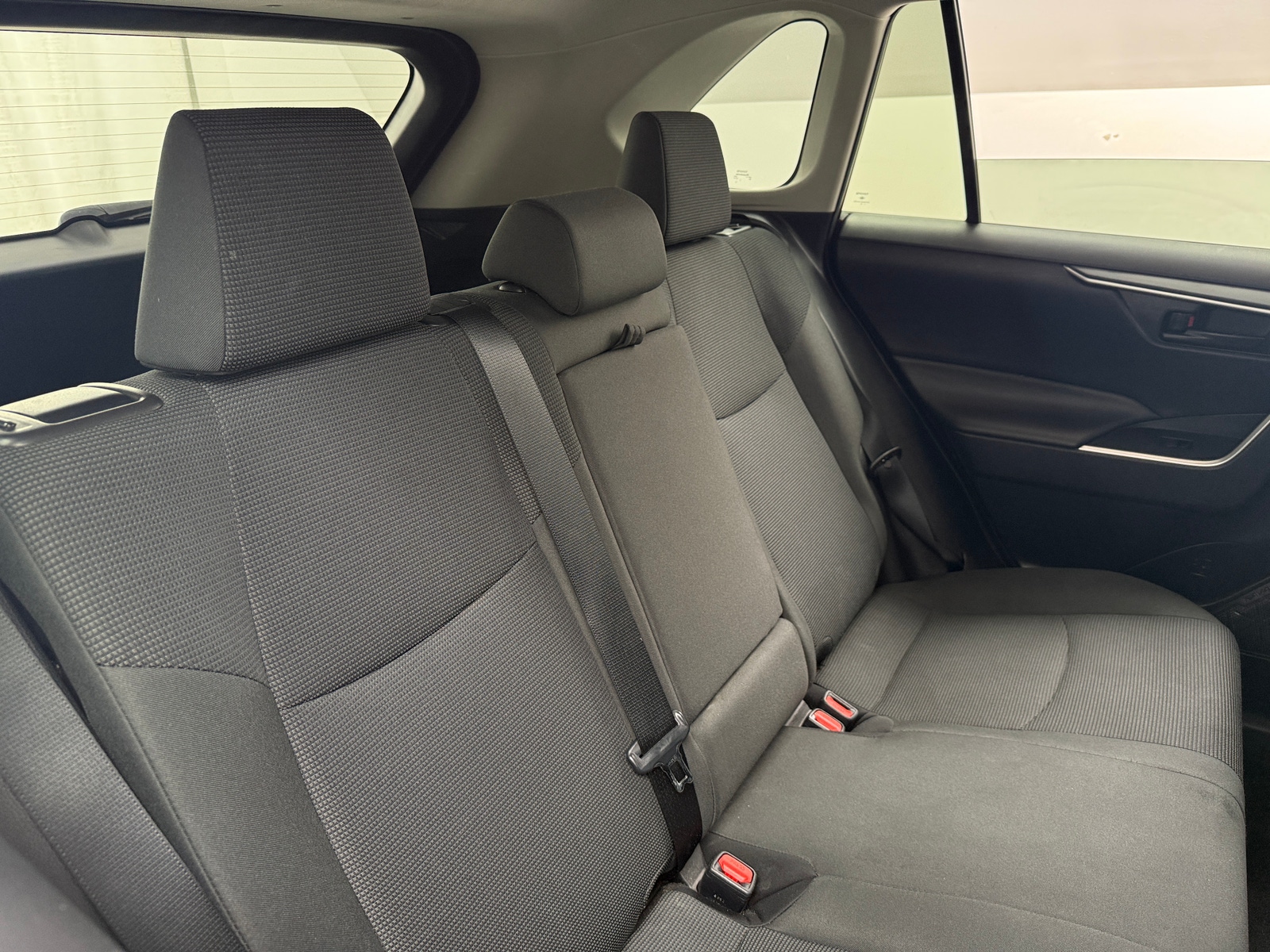 Thumbnail: 2019 Toyota RAV4 - 6