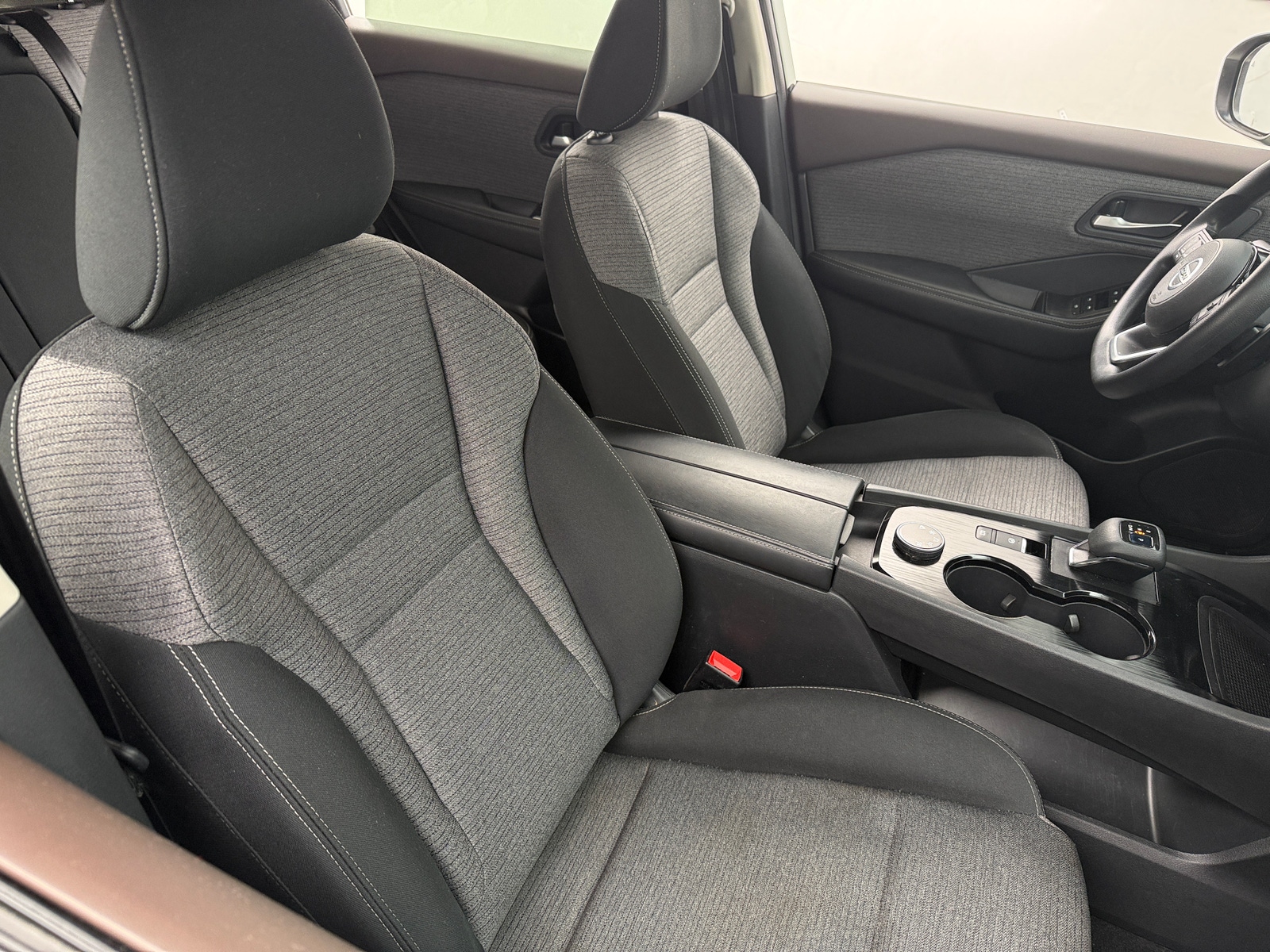 Thumbnail: 2021 Nissan Rogue - 2