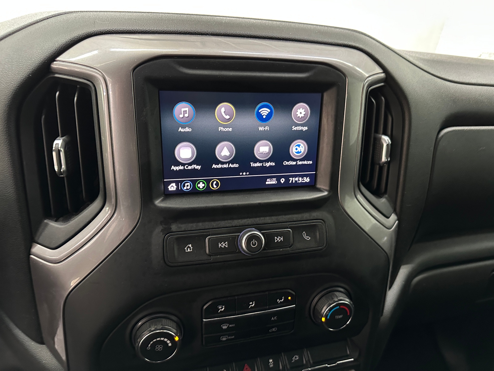 Thumbnail: 2021 Chevrolet Silverado 1500 - 4