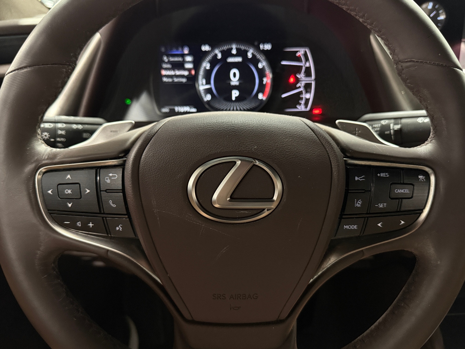 Thumbnail: 2020 Lexus ES - 4
