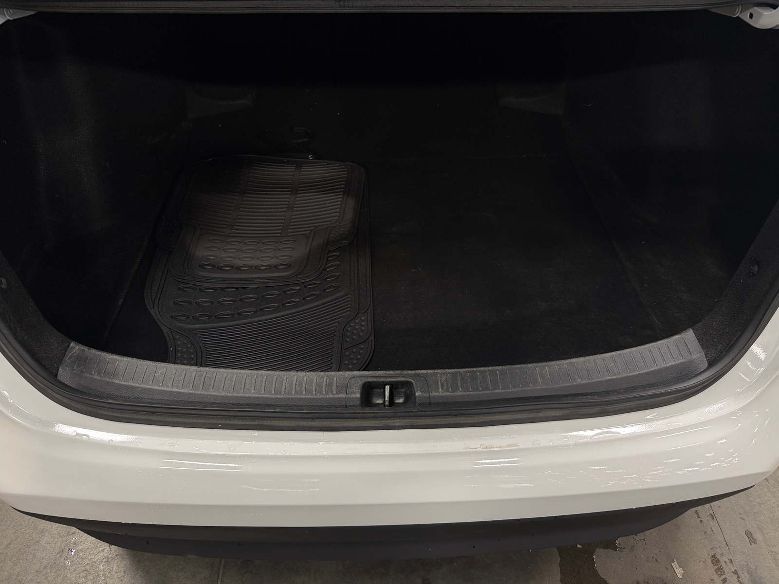 Thumbnail: 2023 Toyota Corolla - 7