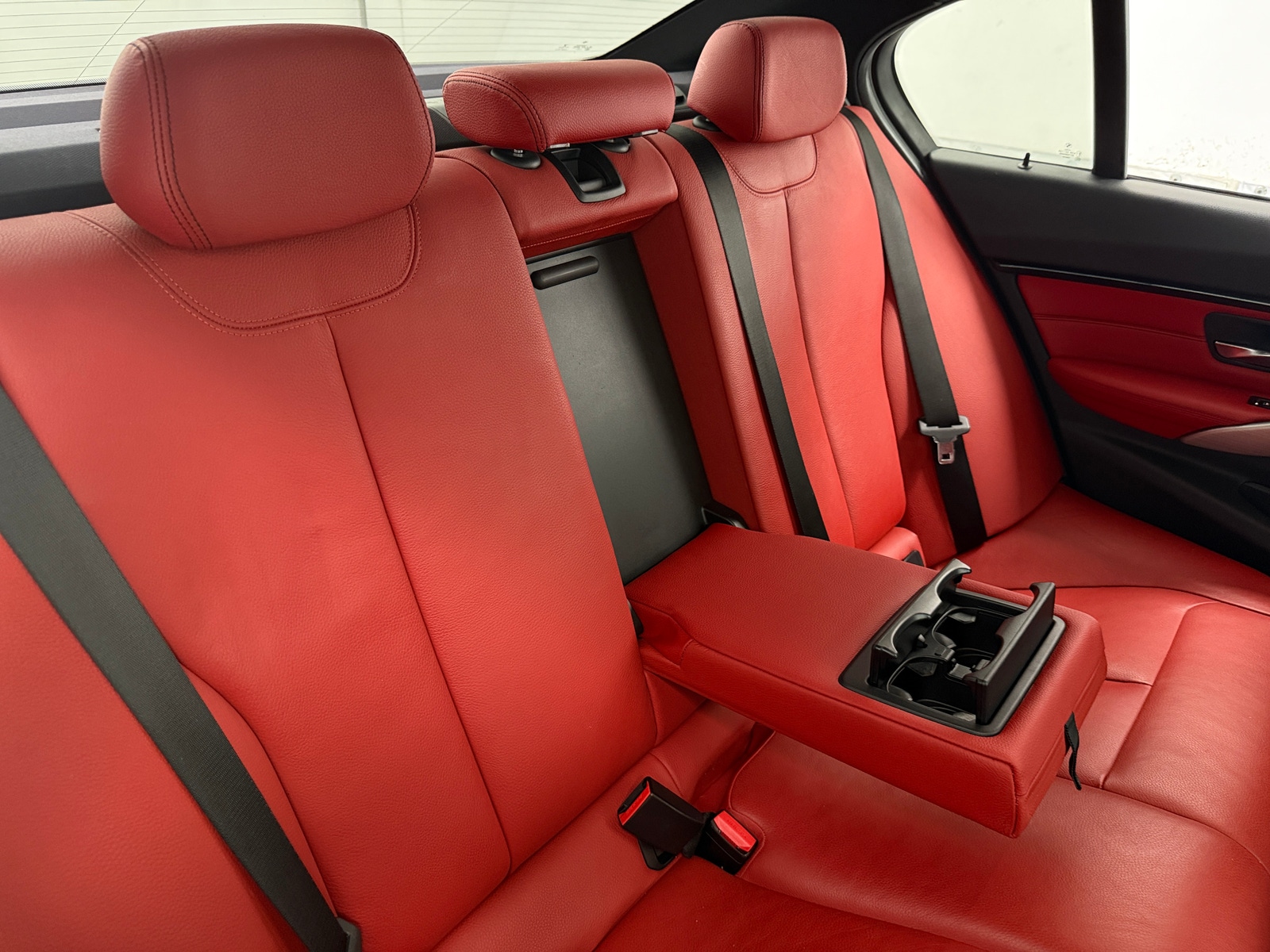 Thumbnail: 2018 BMW 3 Series - 5