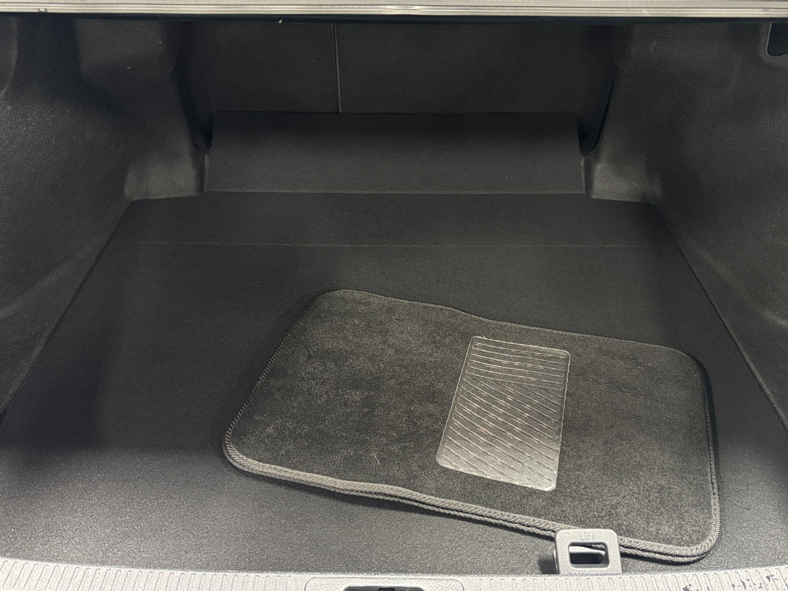 Thumbnail: 2020 Toyota Camry - 6