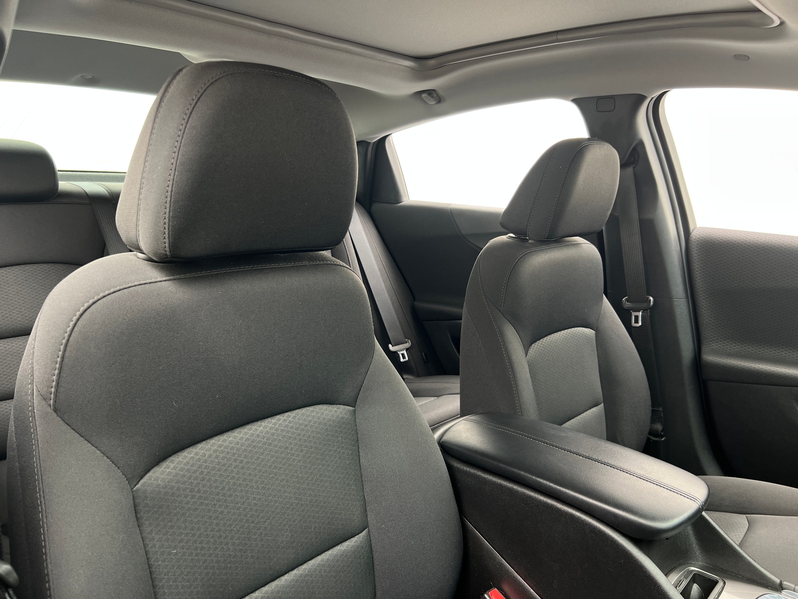 Thumbnail: 2017 Chevrolet Malibu - 2