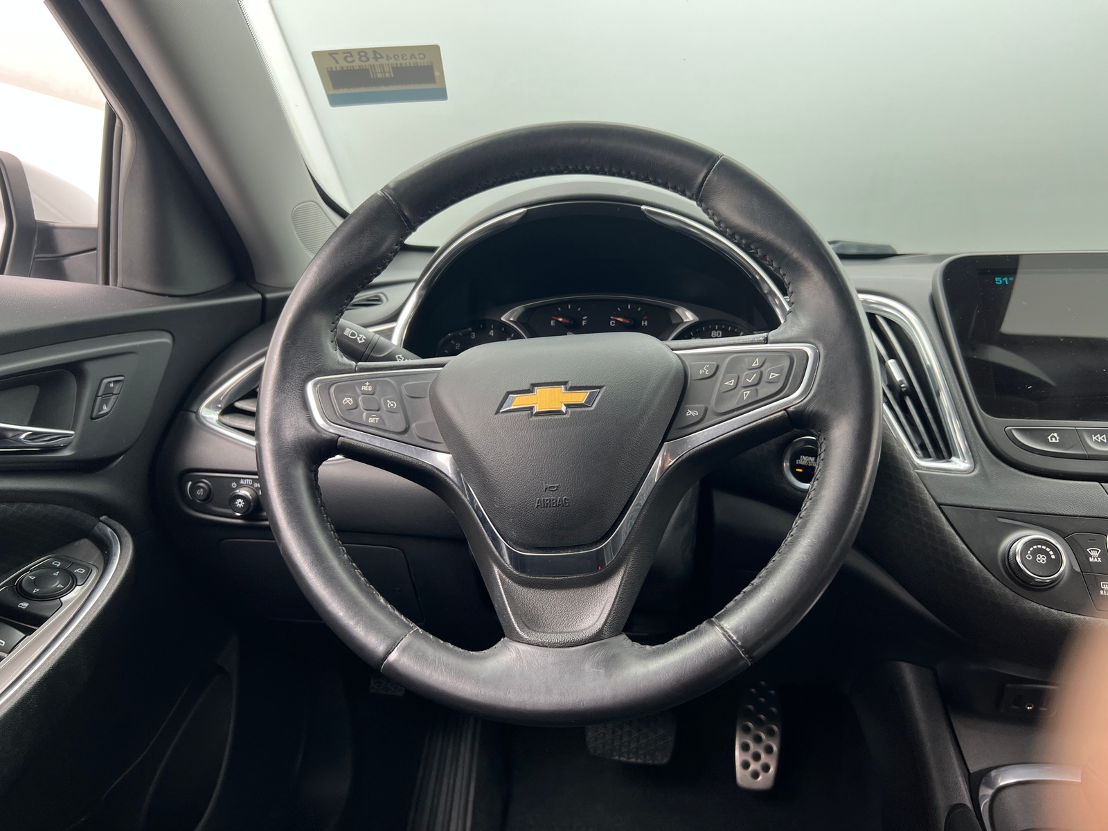 Thumbnail: 2017 Chevrolet Malibu - 5