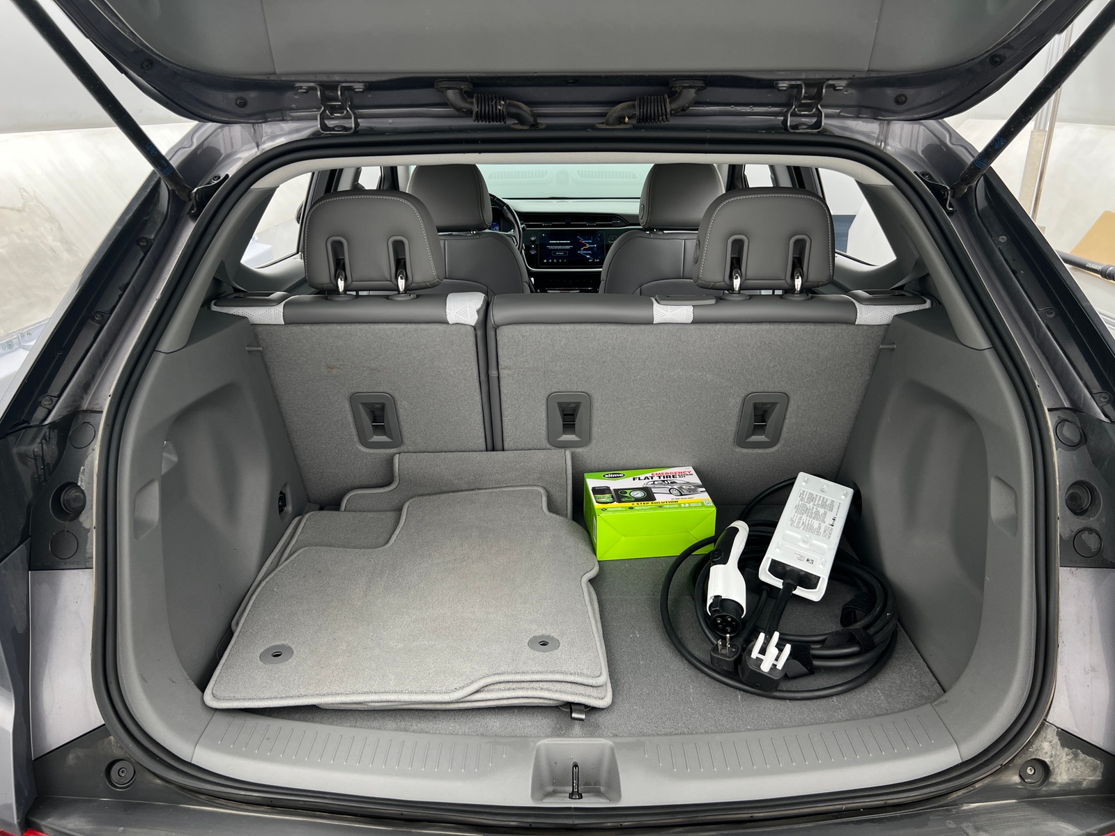 Thumbnail: 2023 Chevrolet Bolt EUV - 6