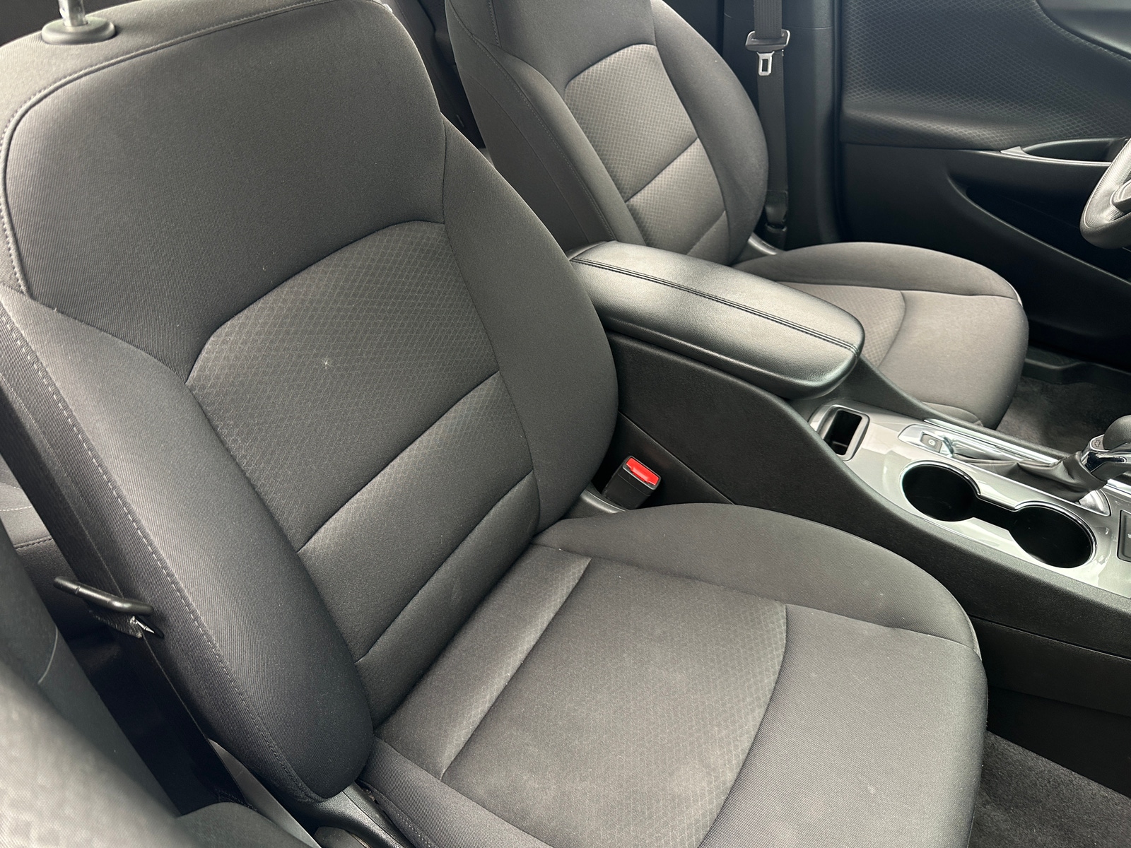 Thumbnail: 2023 Chevrolet Malibu - 2