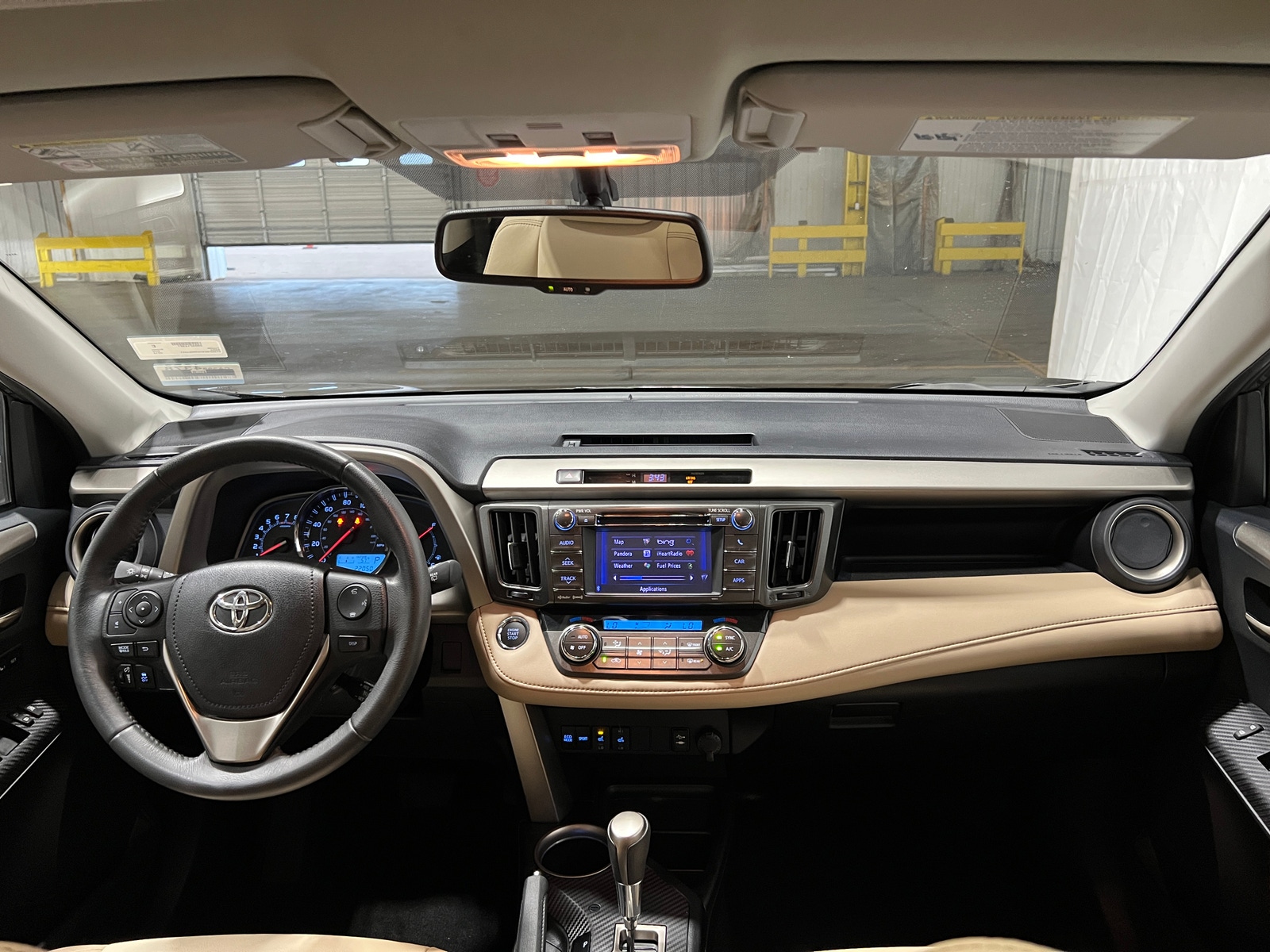 Thumbnail: 2013 Toyota RAV4 - 3