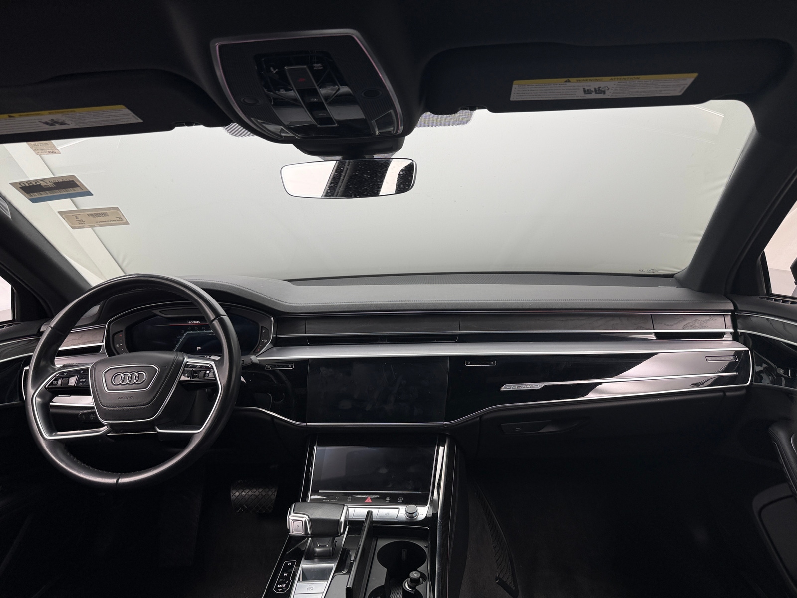 Thumbnail: 2022 Audi A8 - 2