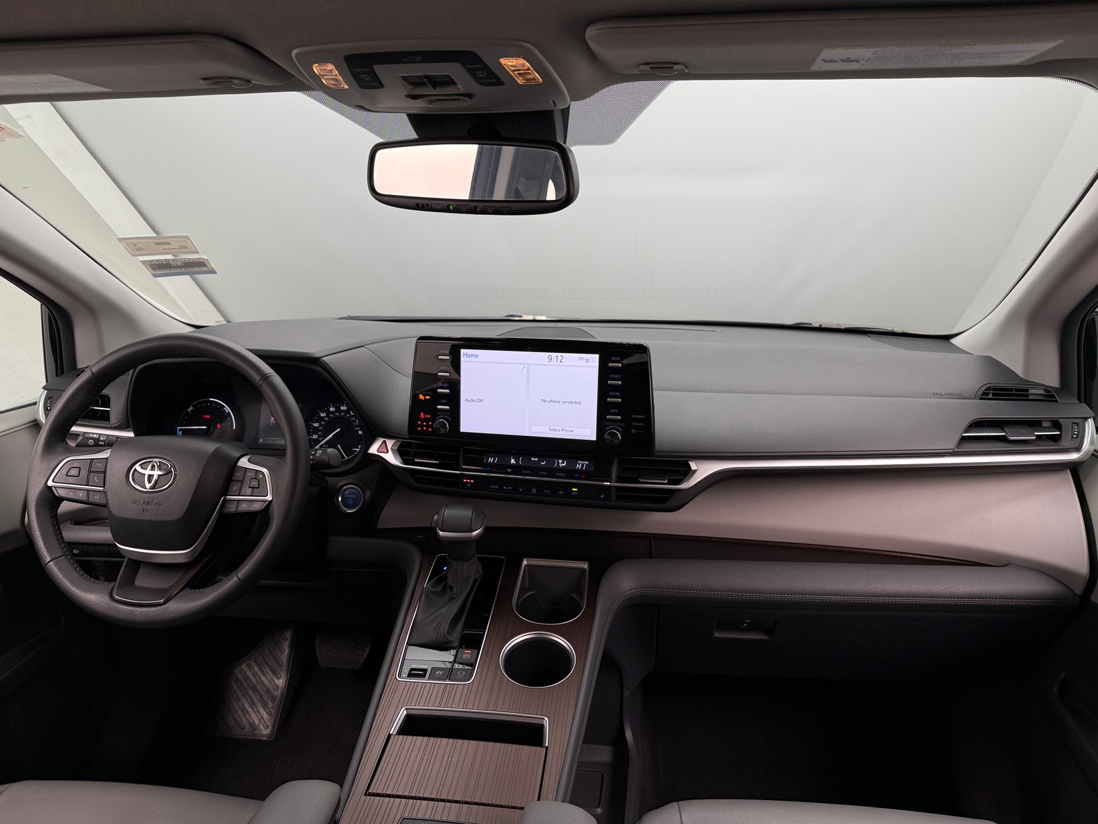 Thumbnail: 2023 Toyota Sienna - 2