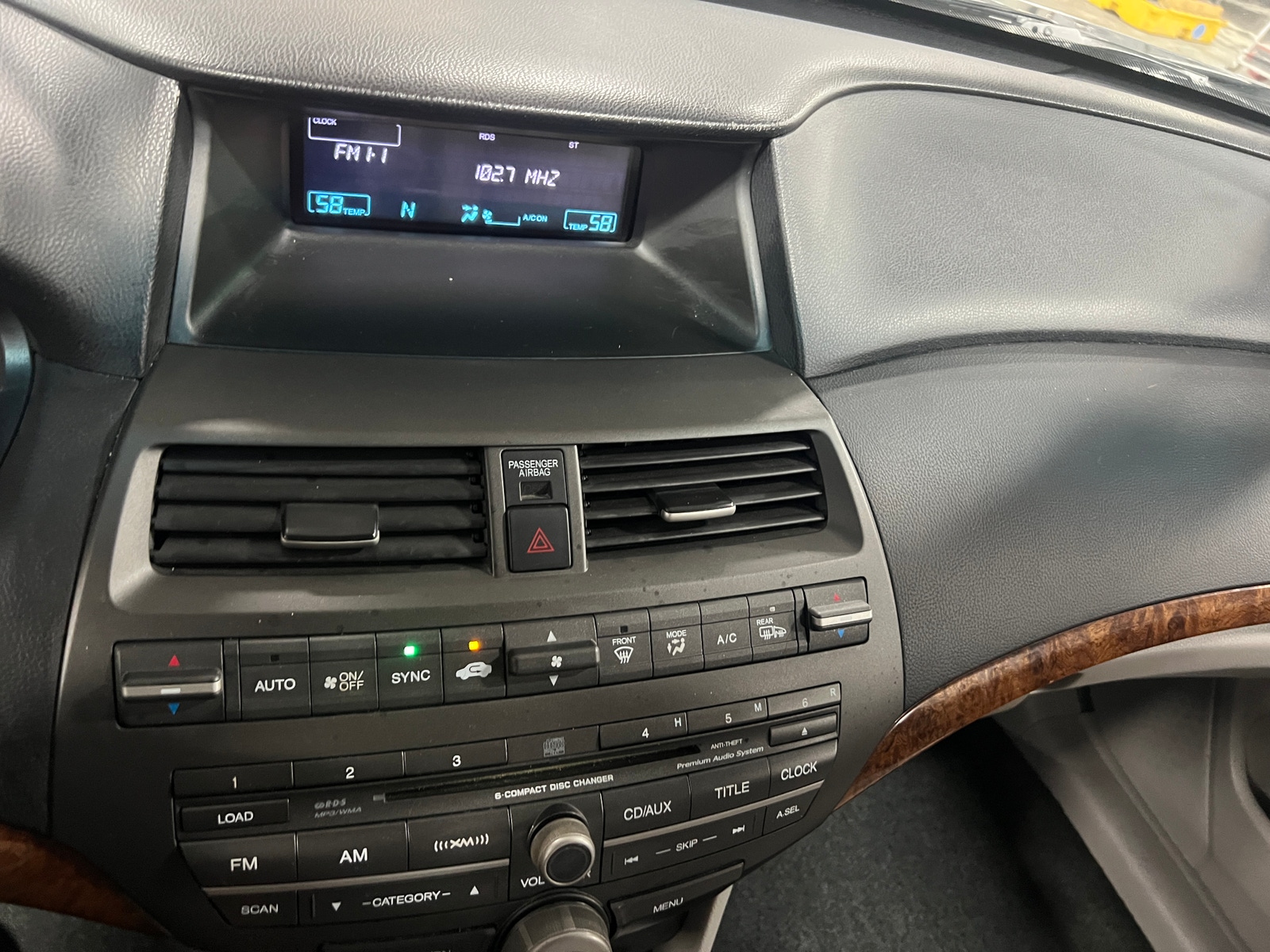 Thumbnail: 2011 Honda Accord - 3