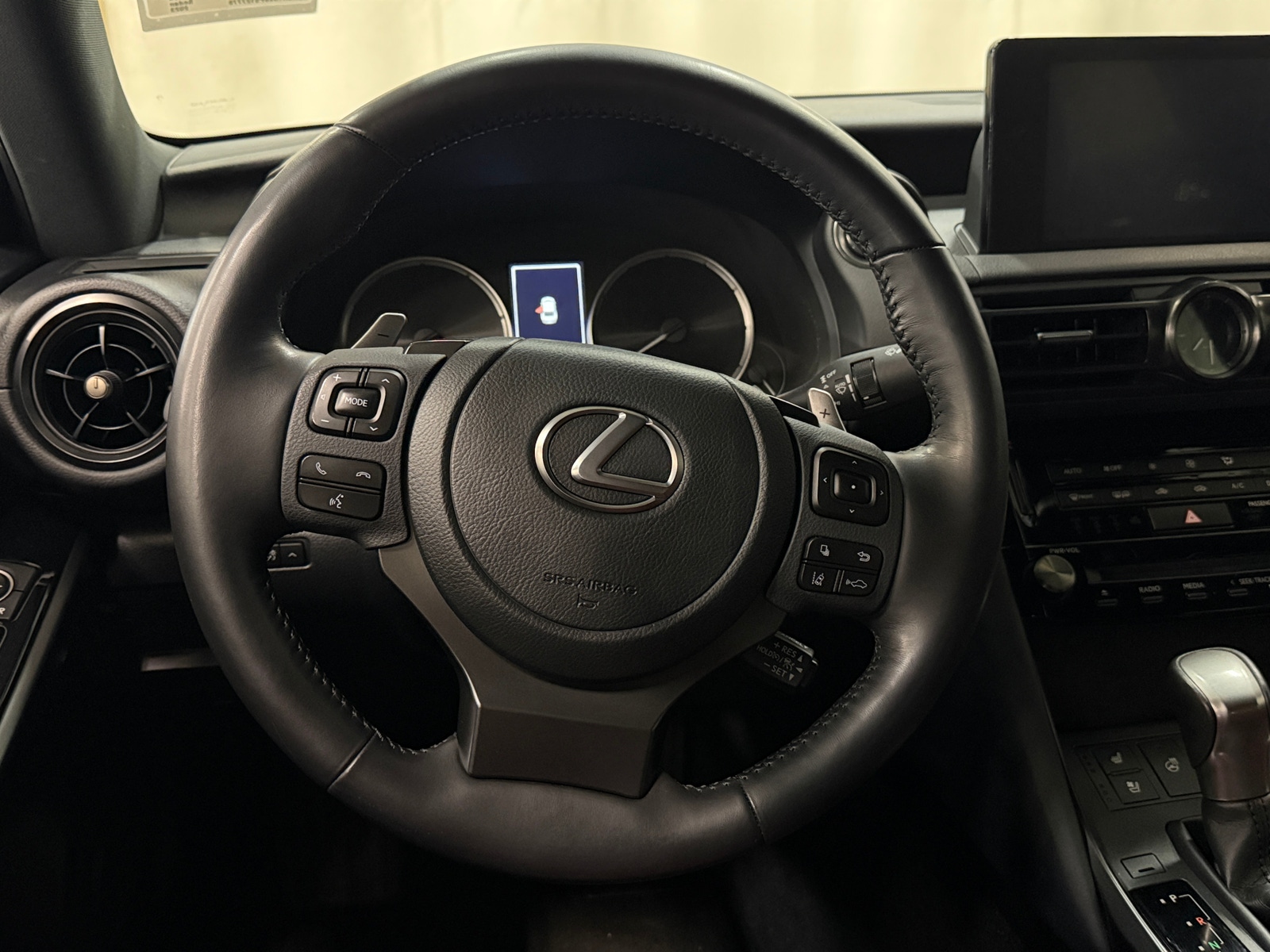 Thumbnail: 2023 Lexus IS - 4