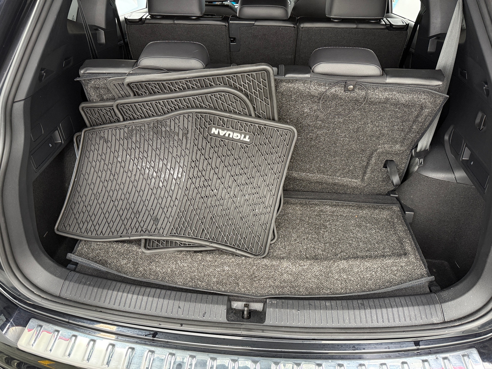 Thumbnail: 2024 Volkswagen Tiguan - 6