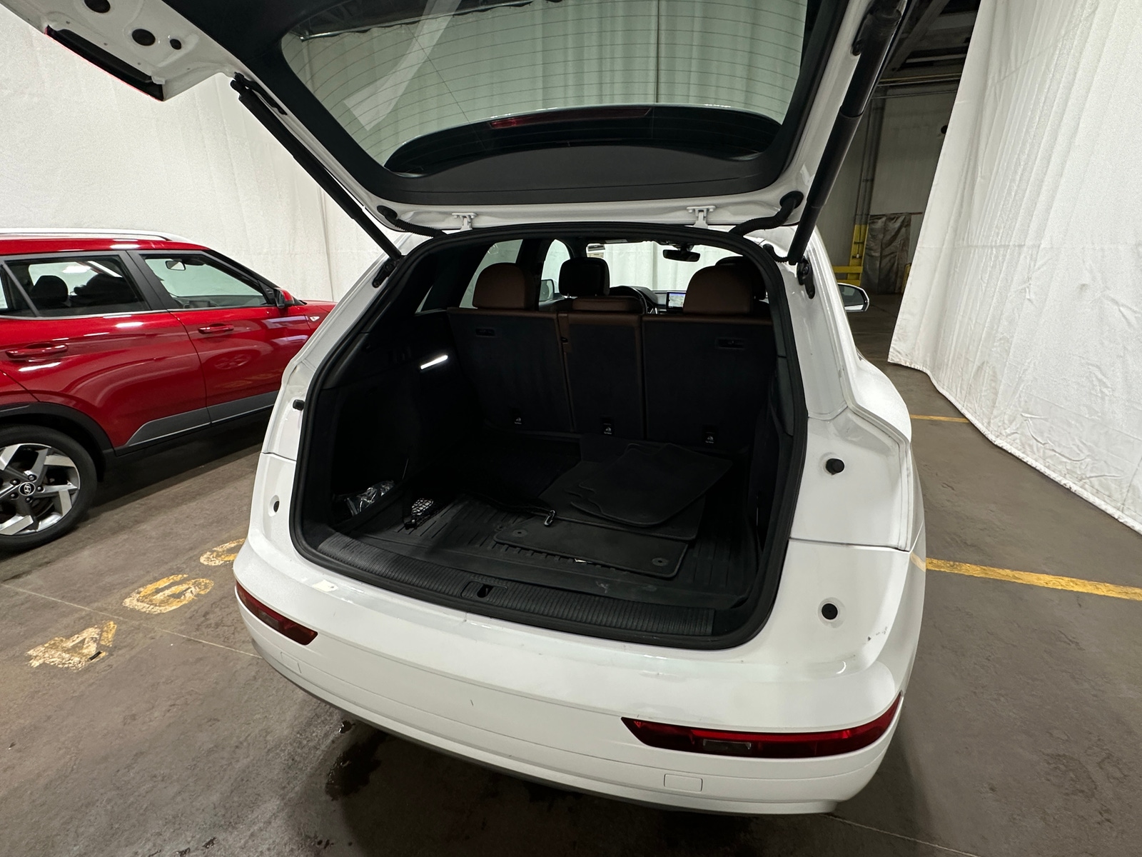 Thumbnail: 2018 Audi Q5 - 6