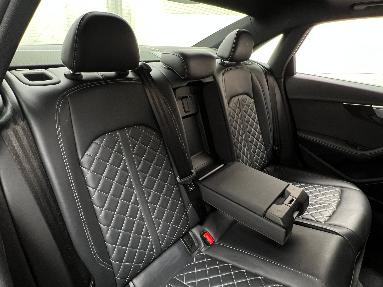 Thumbnail: 2019 Audi S4 - 5