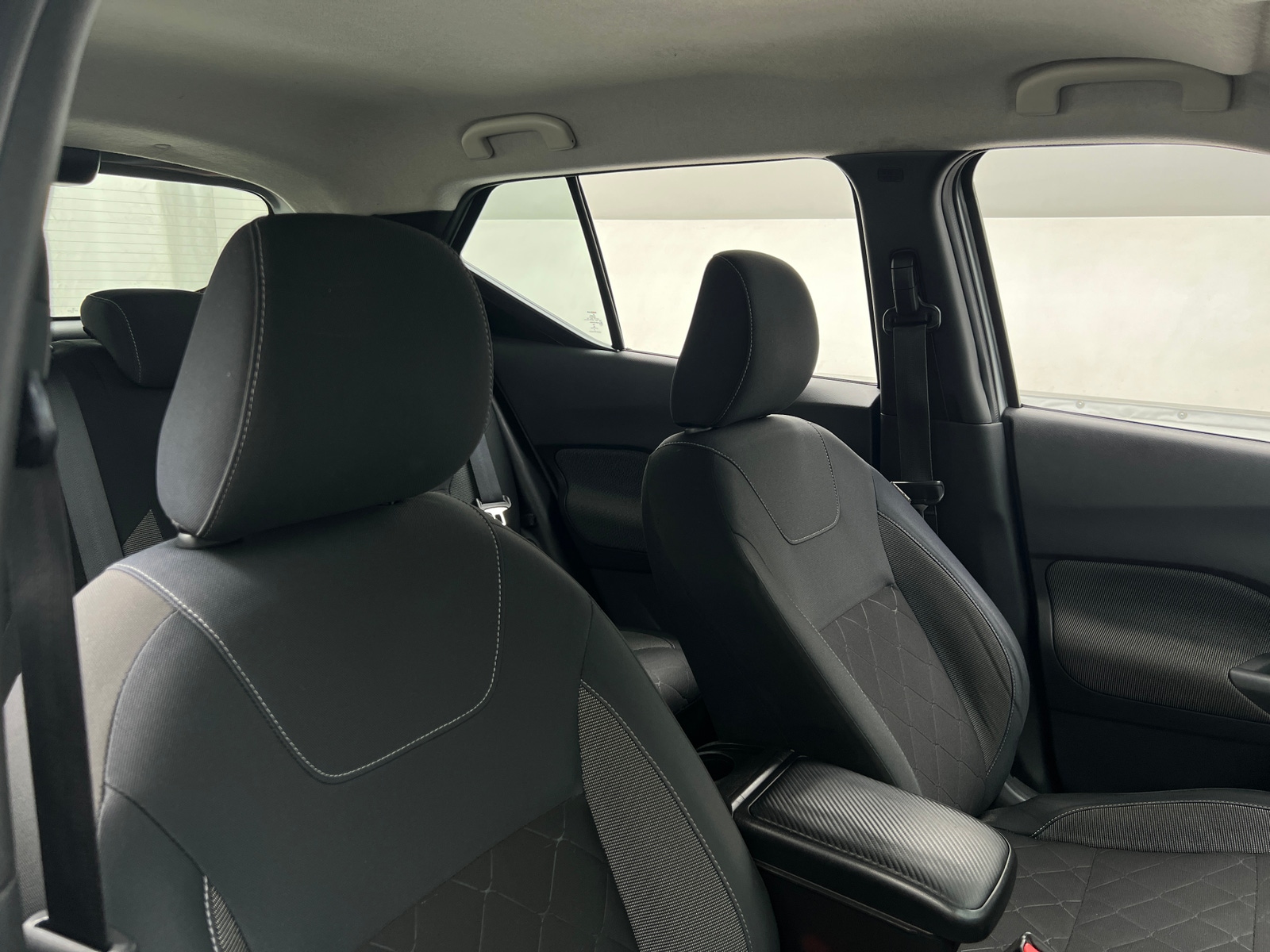 Thumbnail: 2019 Nissan Kicks - 2