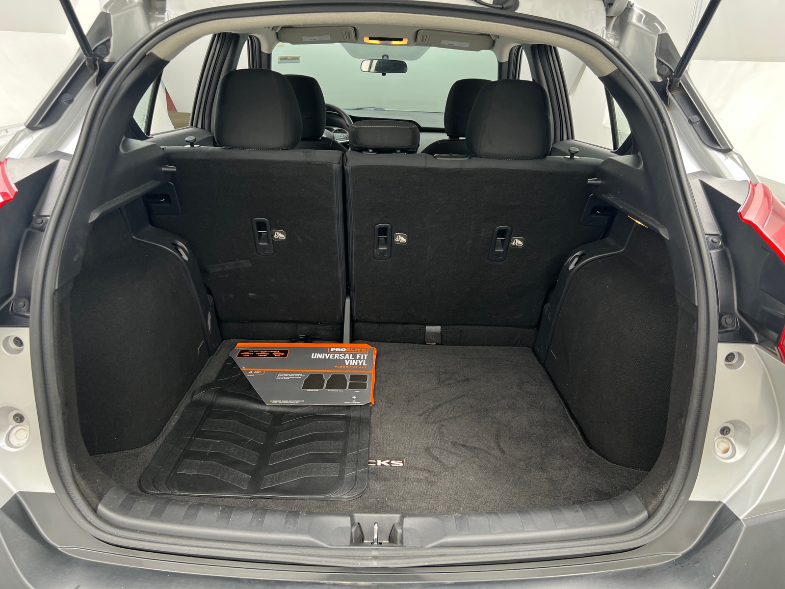 Thumbnail: 2019 Nissan Kicks - 7