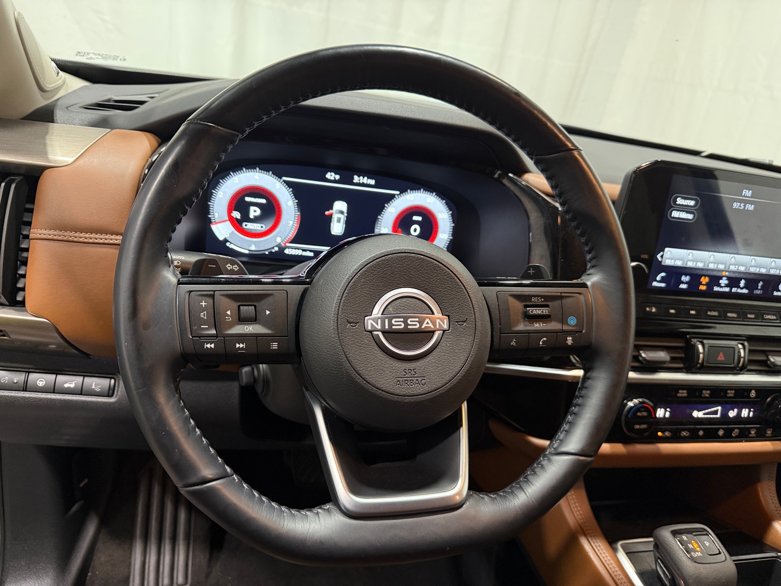 Thumbnail: 2023 Nissan Pathfinder - 4