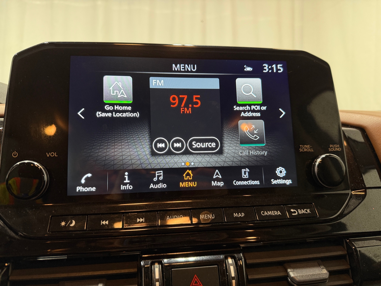 Thumbnail: 2023 Nissan Pathfinder - 3