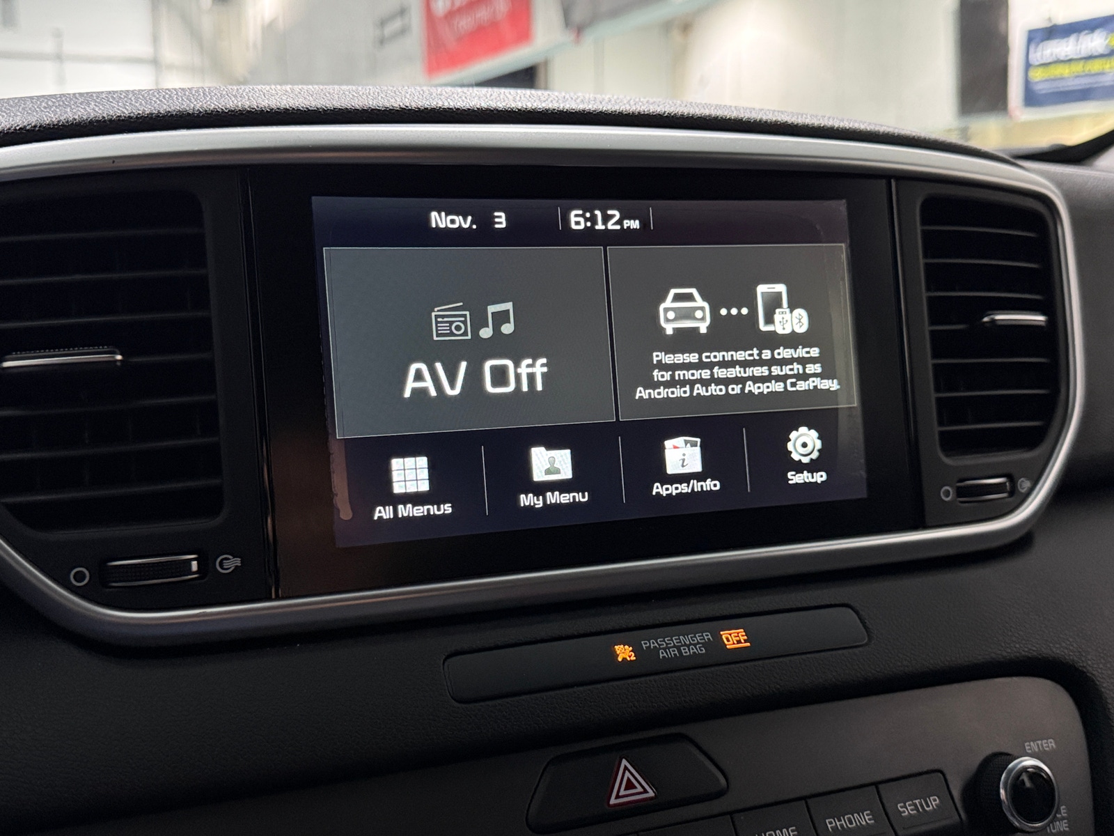 Thumbnail: 2020 Kia Sportage - 4