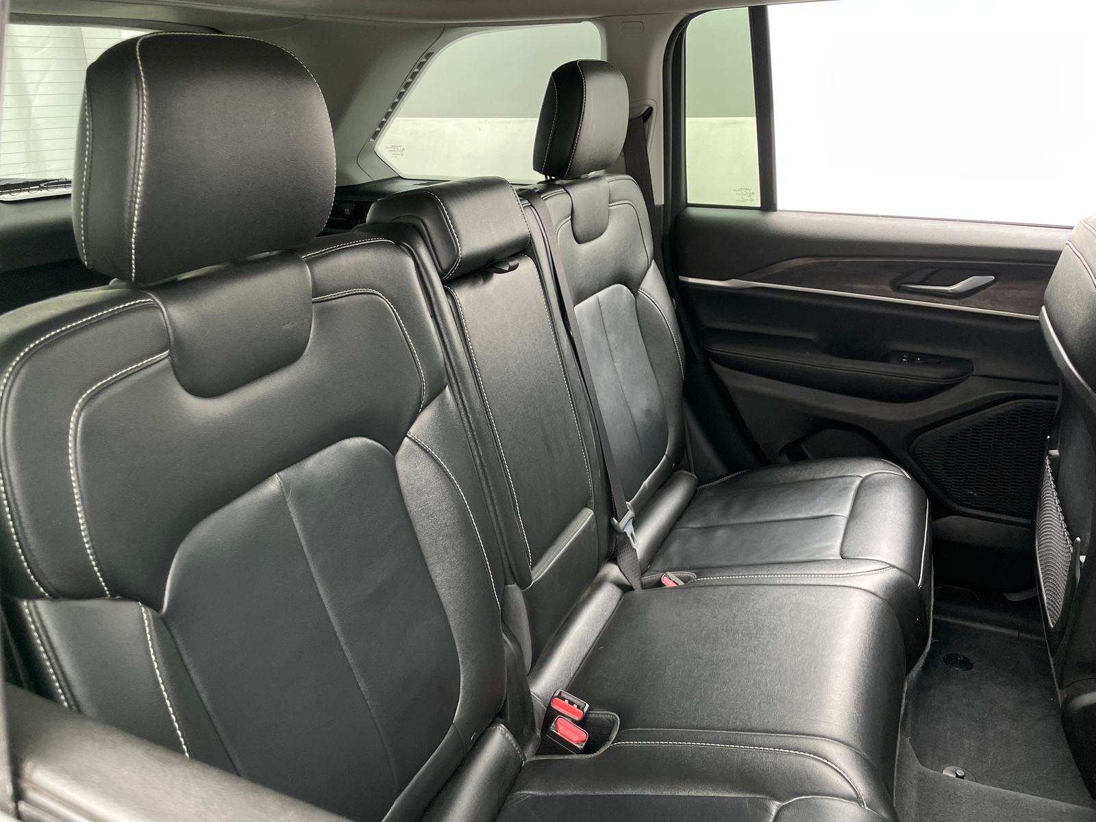 Thumbnail: 2023 Jeep Grand Cherokee - 5