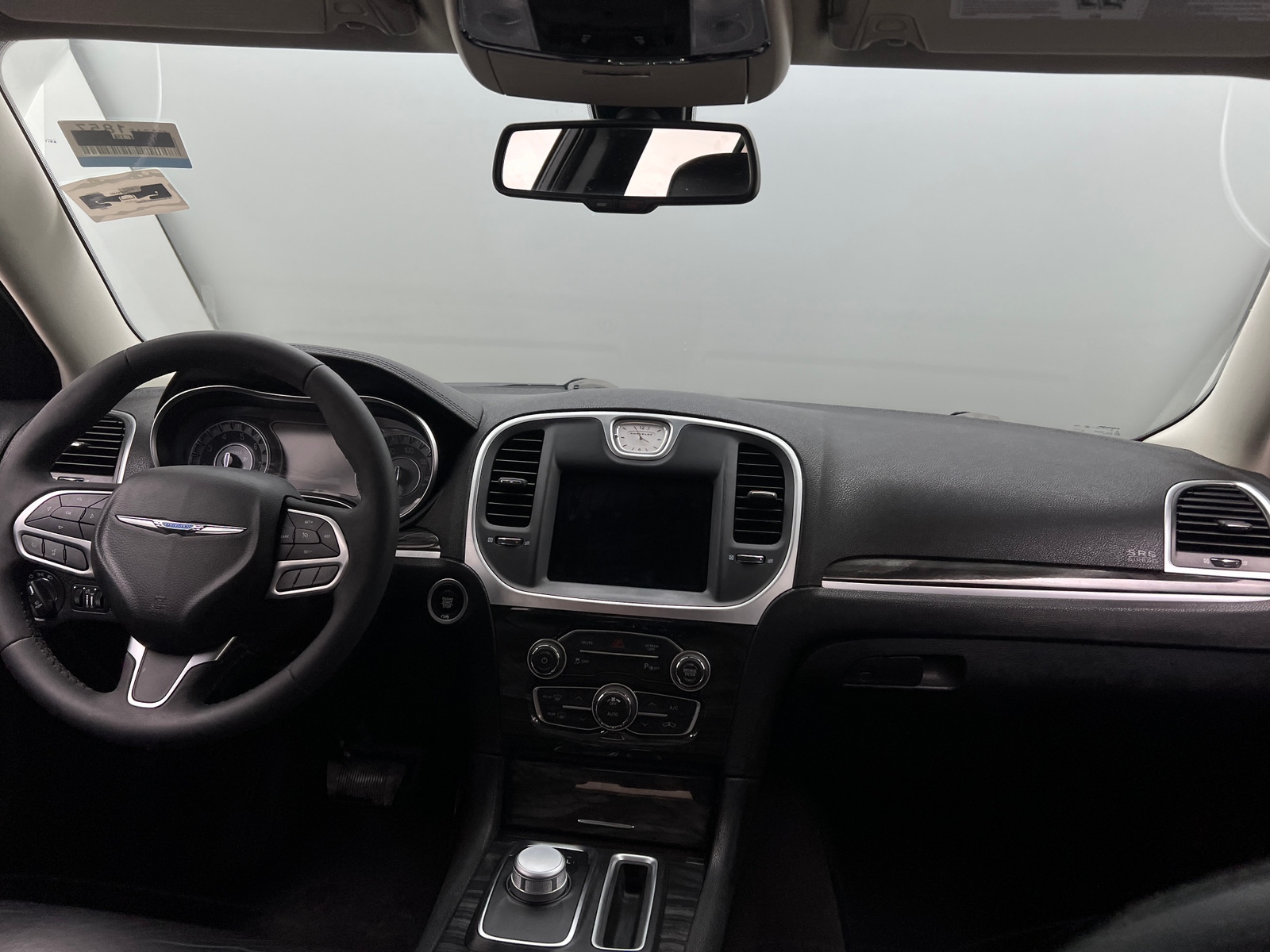 Thumbnail: 2022 Chrysler 300 - 2