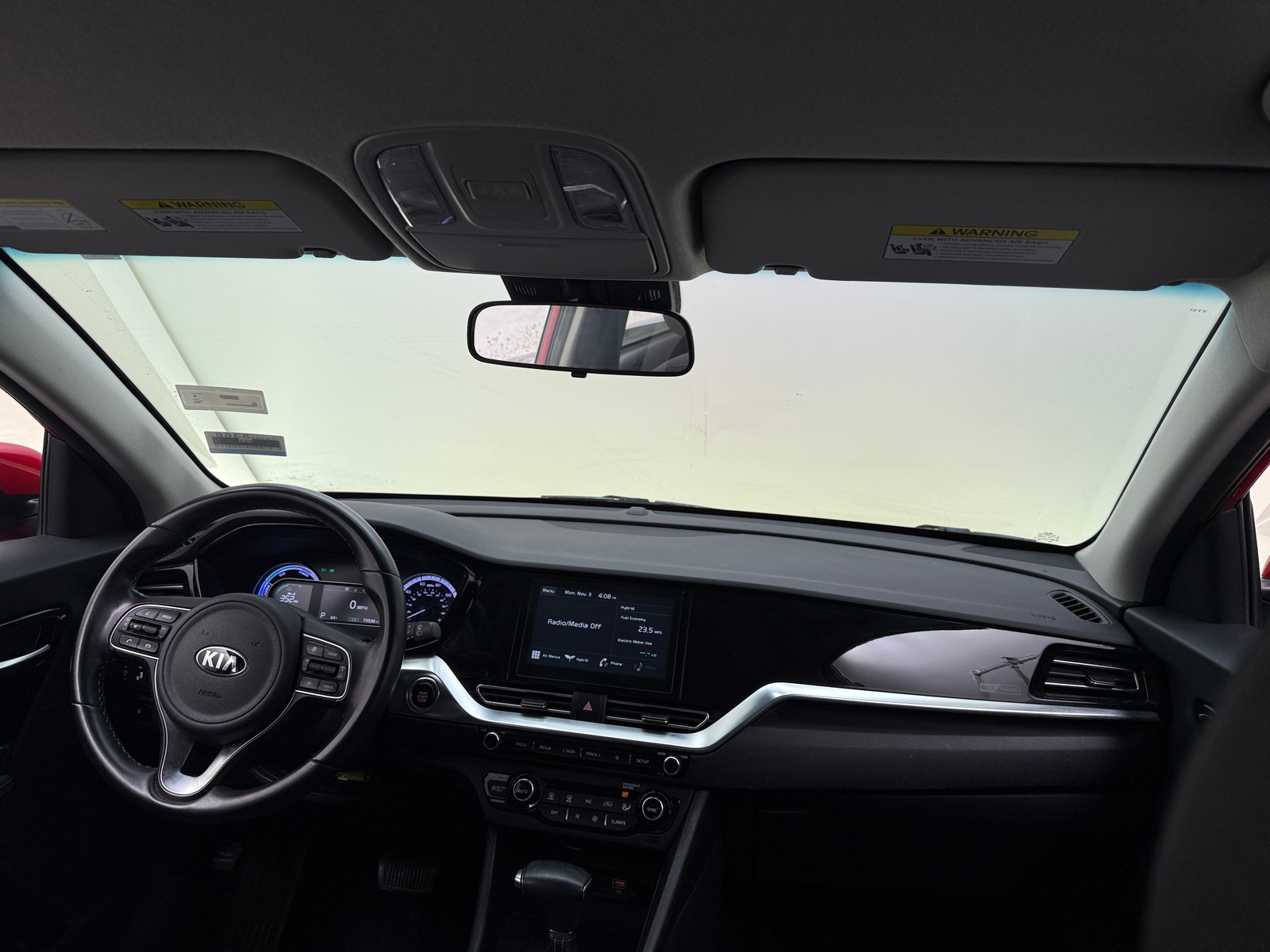 Thumbnail: 2020 Kia Niro - 3