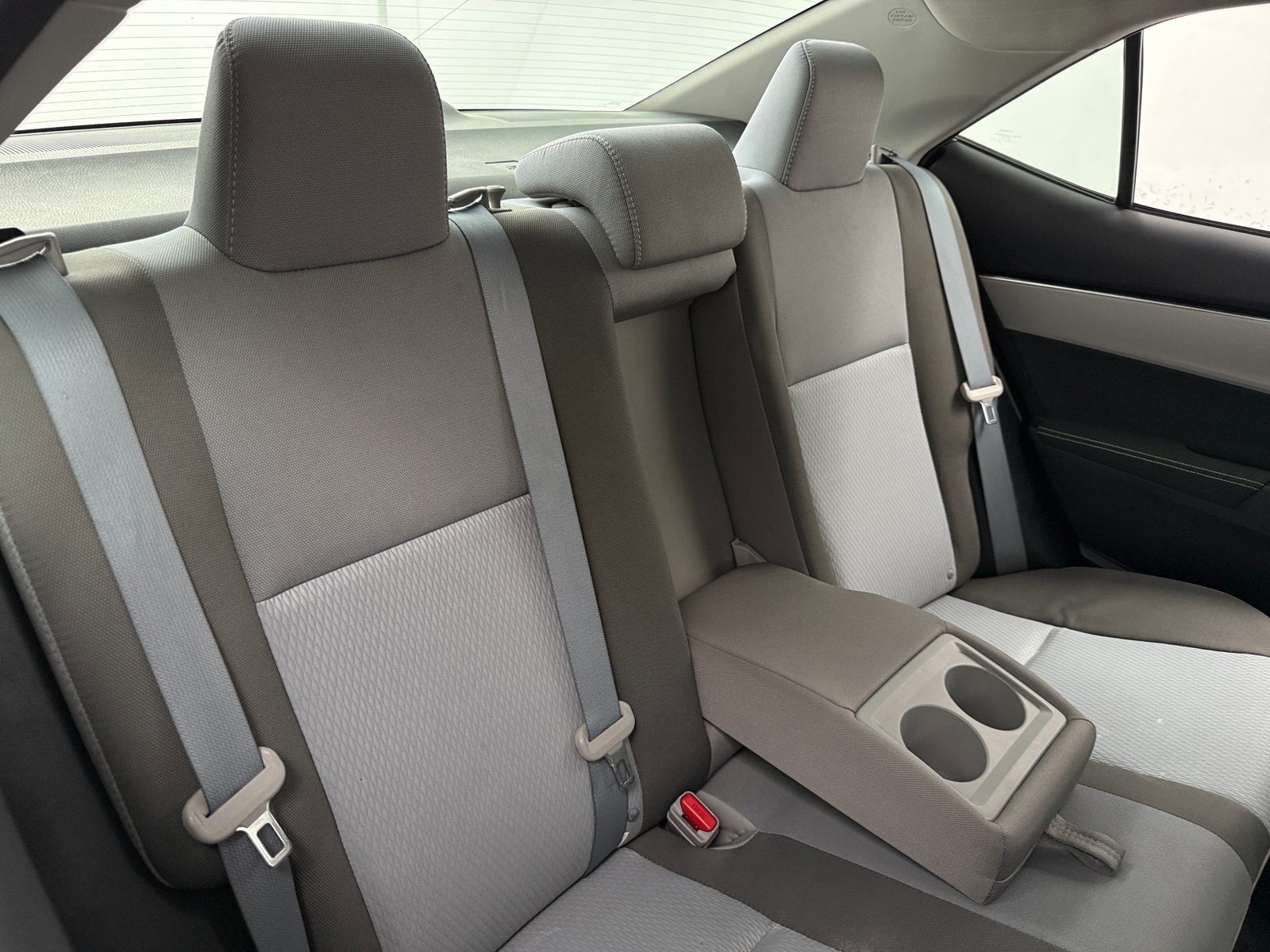 Thumbnail: 2017 Toyota Corolla - 6